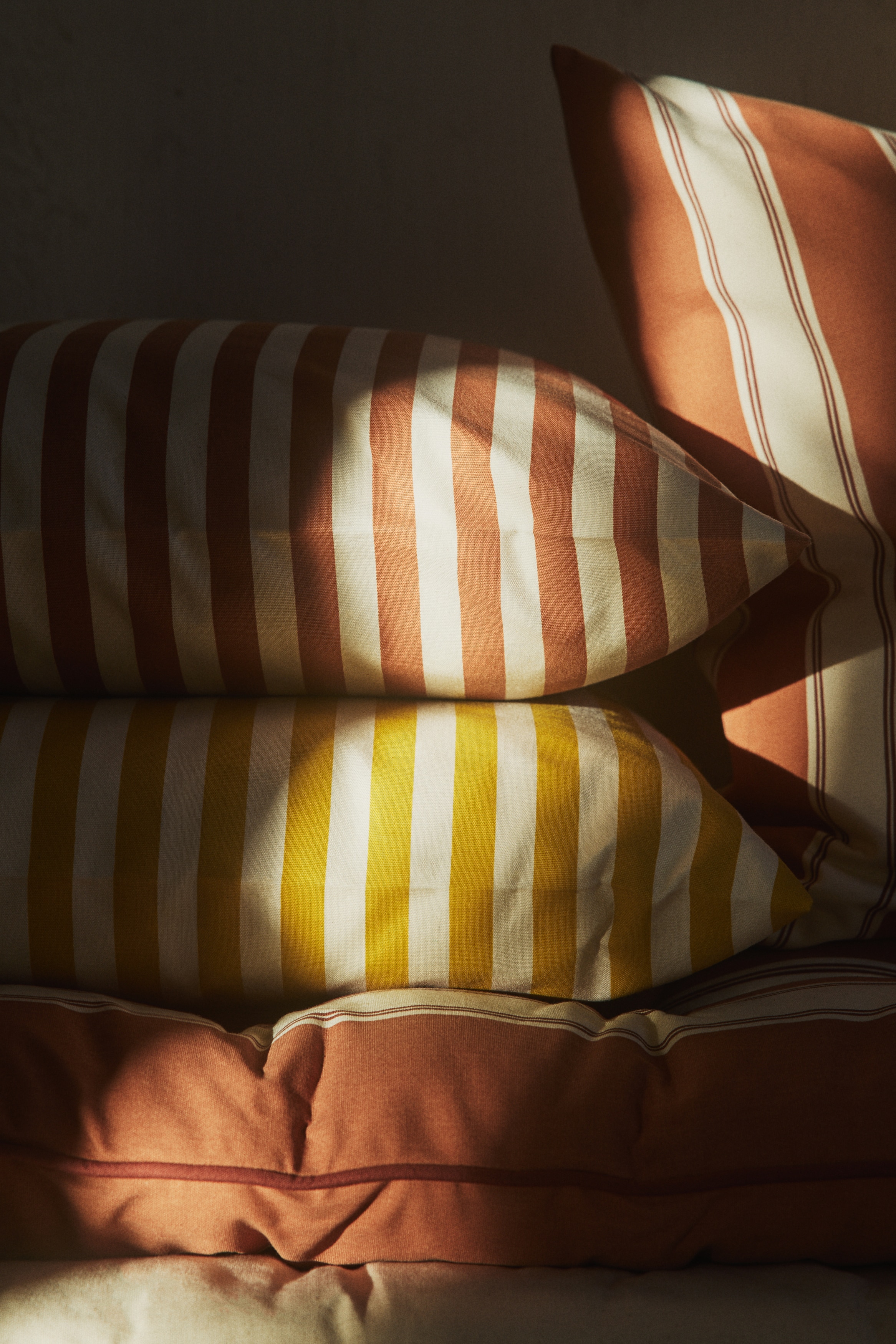 Outdoor cushion cover - Yellow/Striped/Beige/Striped/Dark green/Striped/Dark green/Striped/Orange/Striped/Orange/Striped/Yellow/Striped/Beige/Striped/Dark grey/Striped/White/Green striped