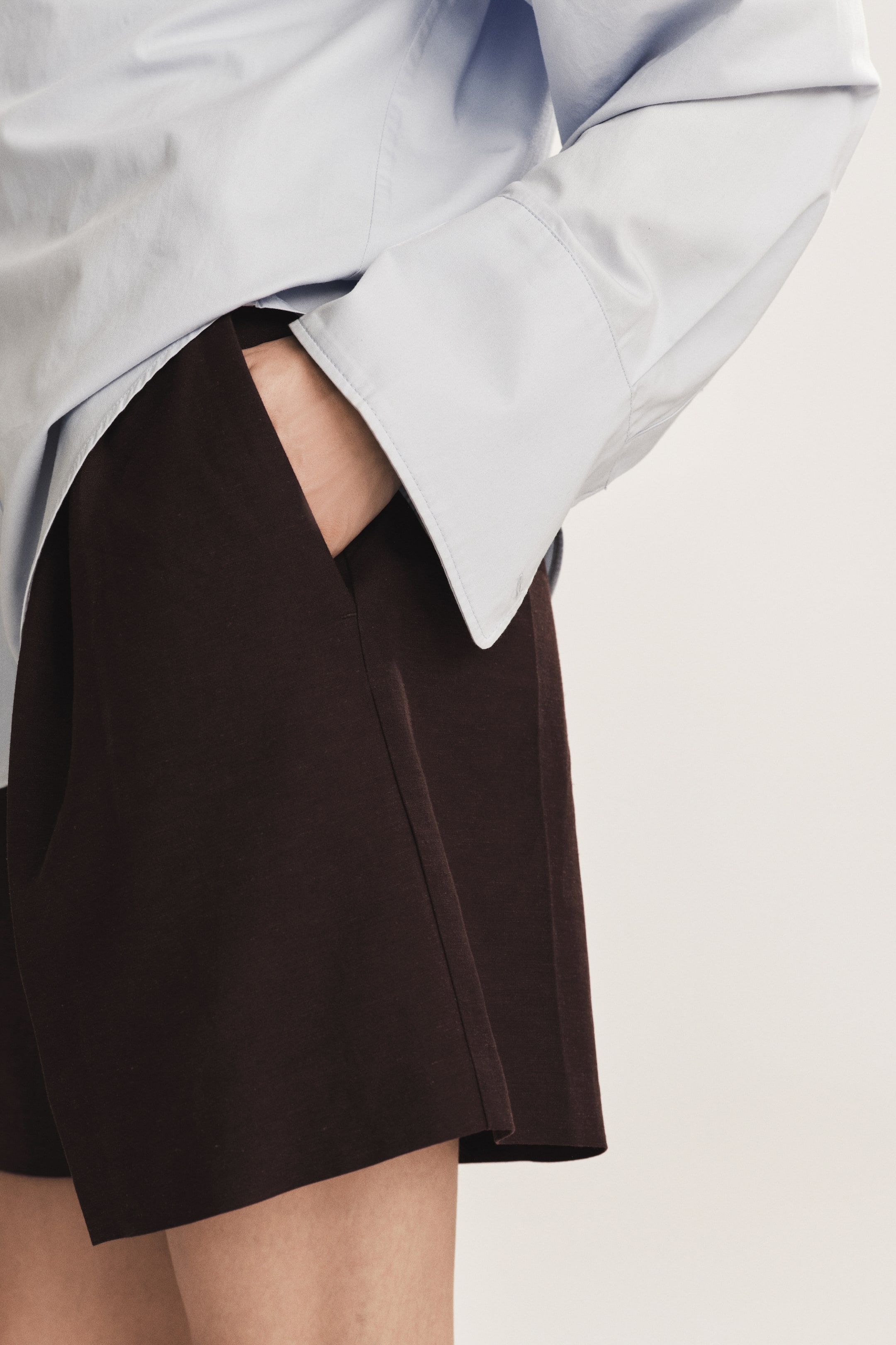 Short sur mesure en lin mélangé