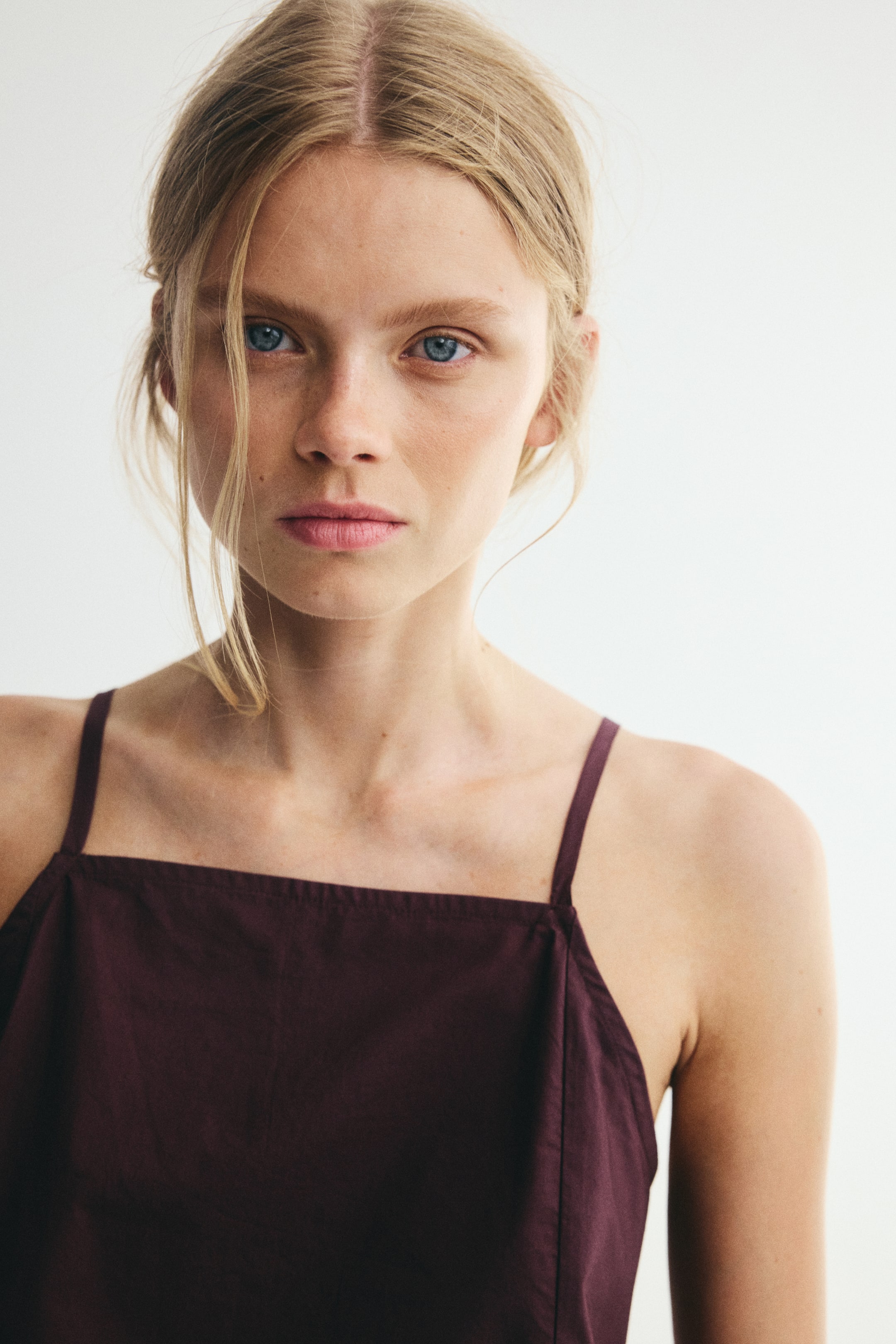 View larger image: Poplin peplum top - Burgundy - Ladies | H&M IN 1