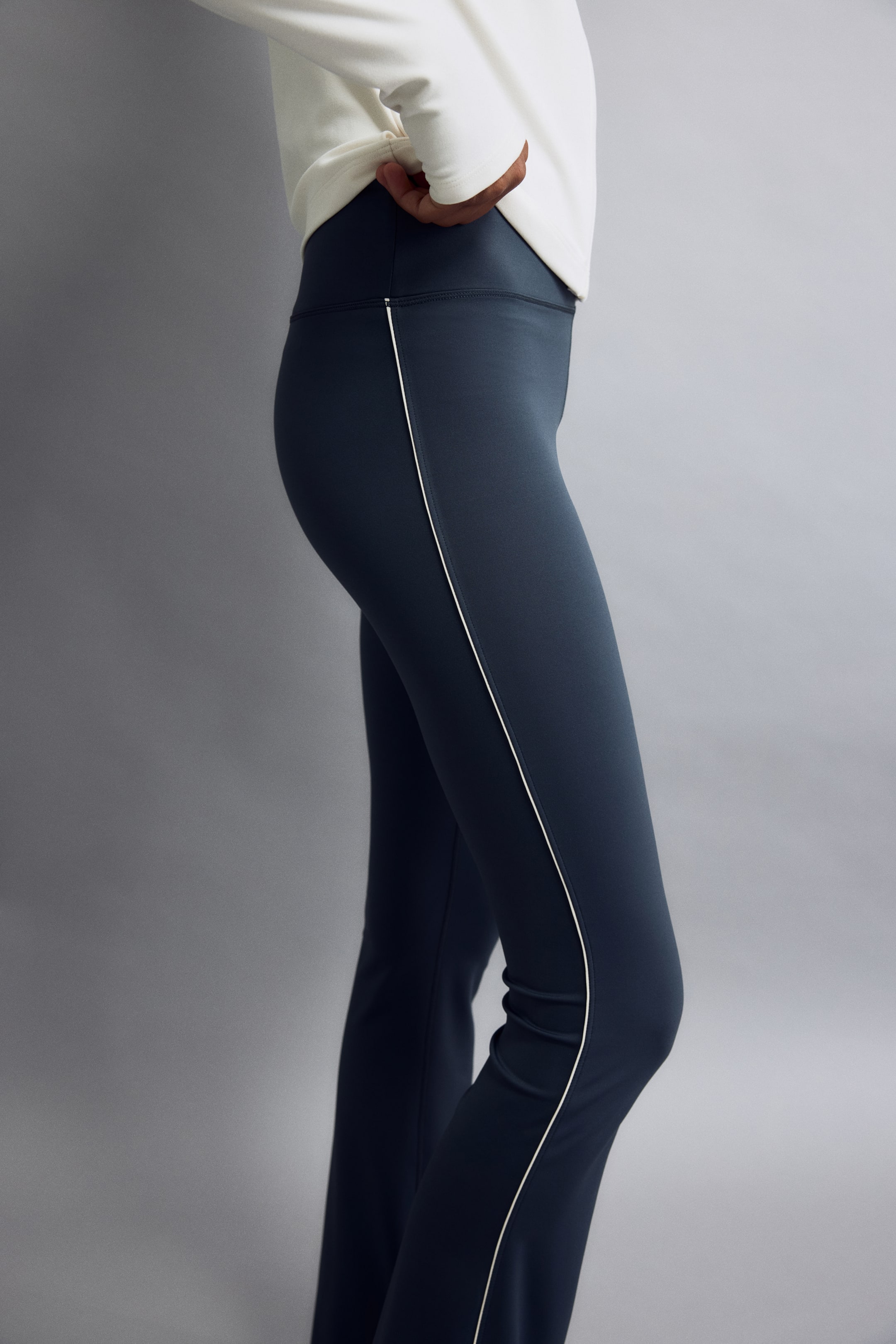 Legging de sport évasé DryMove🅪