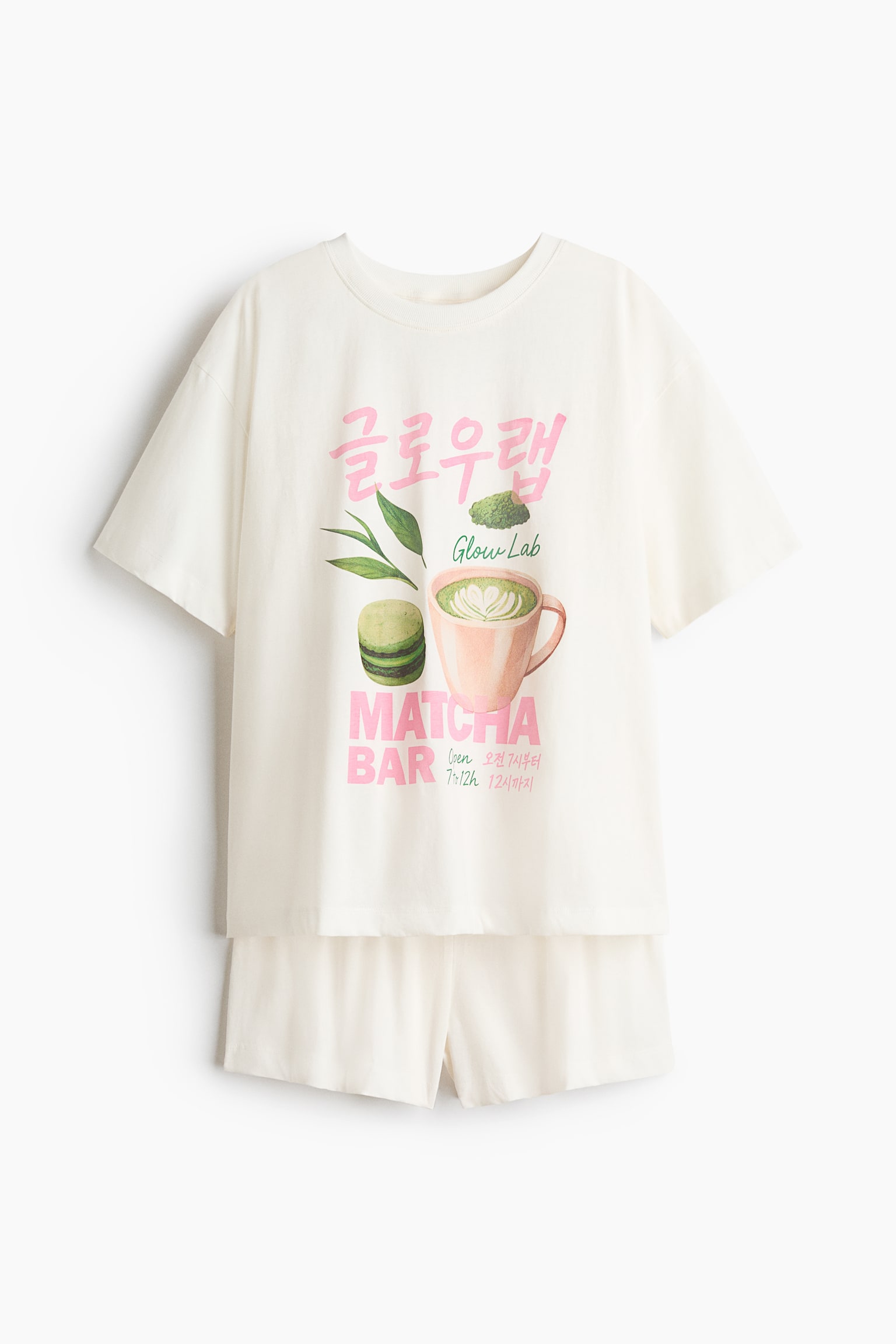 Bedruckter Pyjama - Weiß/Matcha/Dunkelbraun/Soul Crumb/Cremefarben/La Fragola/Cremefarben/Matcha/Hellrosa/Geblümt/Hellblau/The Butter House/Weiß/Geblümt/Cremefarben/Morning Society/Hellrosa/Erdbeeren/Hellrosa/Seoul/Weiß/Gestreift/Hellblau/Geblümt - 1