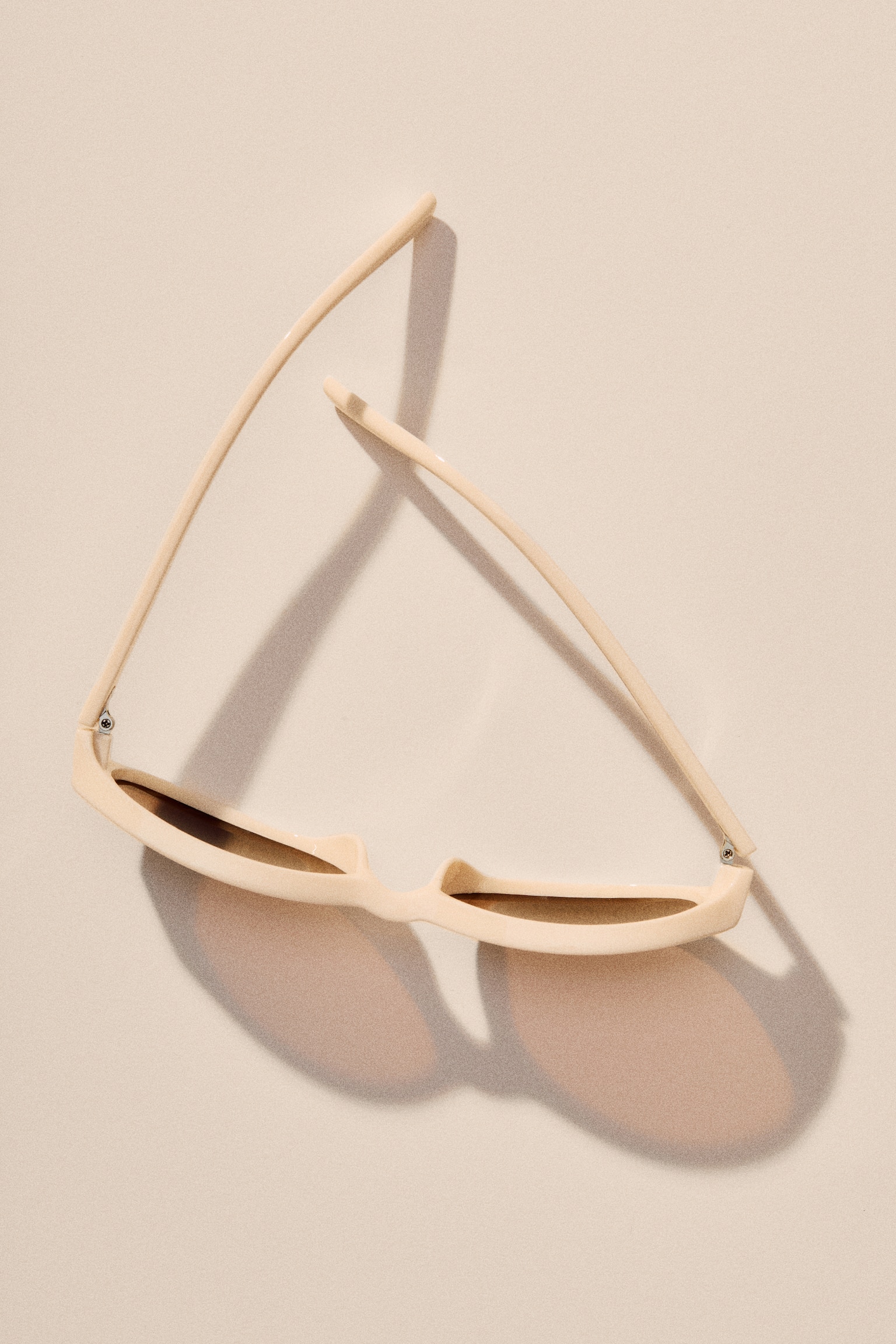 Oval sunglasses - Cream - 1