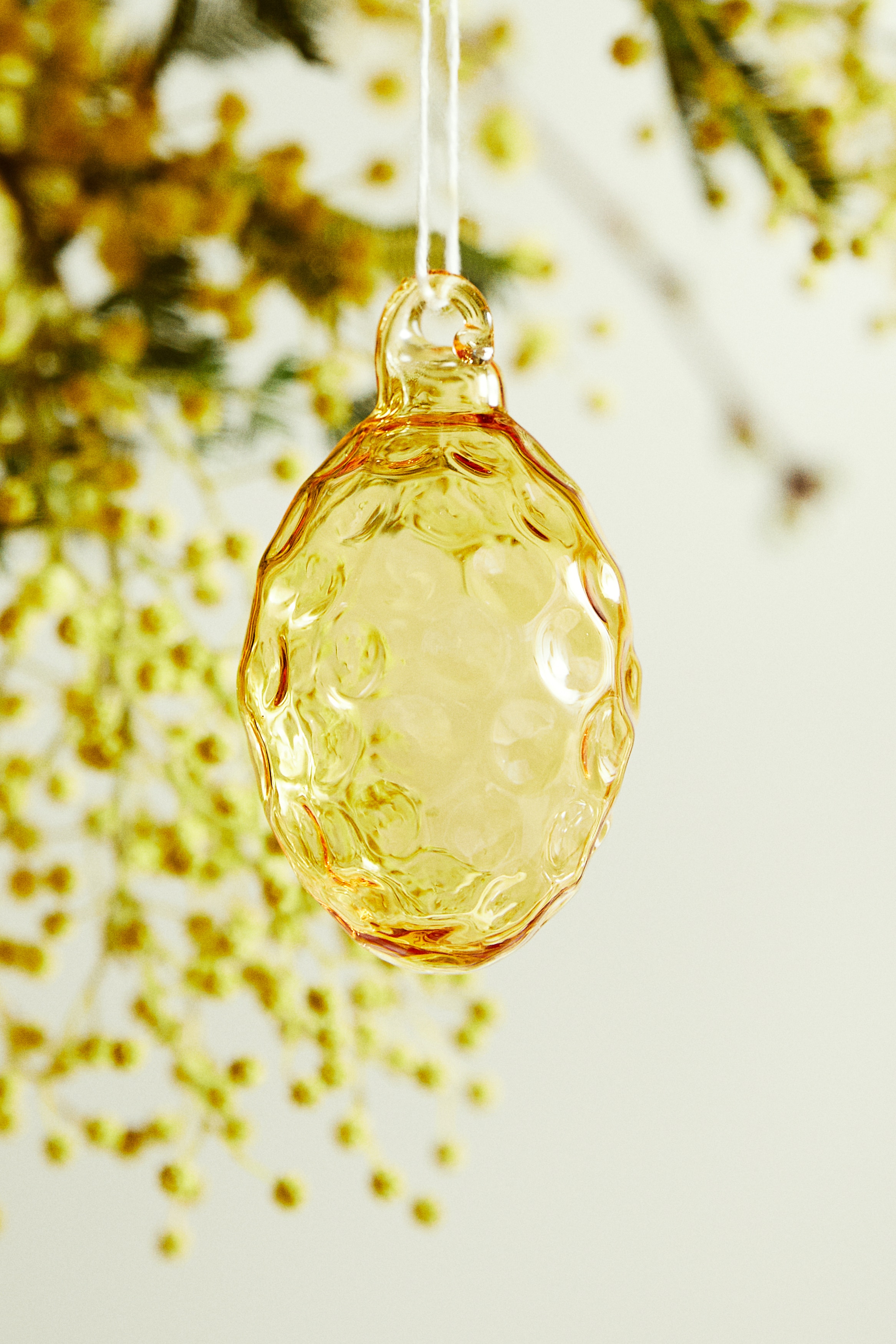 Set van 2 glazen paasdecoraties - Geel/Limegroen/Bruin/Roze/Transparant