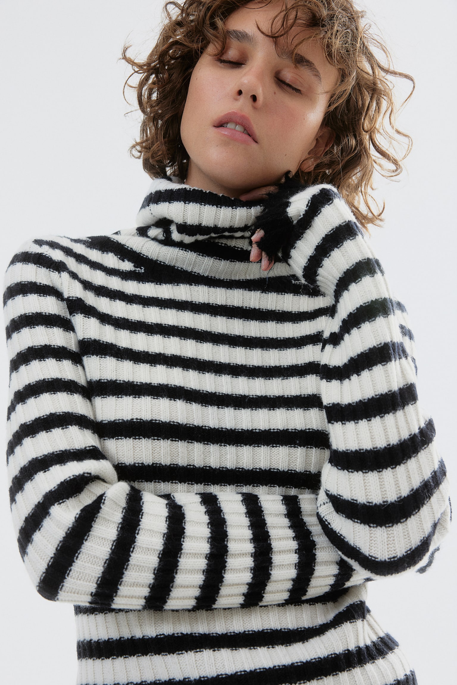 Rib-knit polo-neck wool jumper - White/Black striped - 1