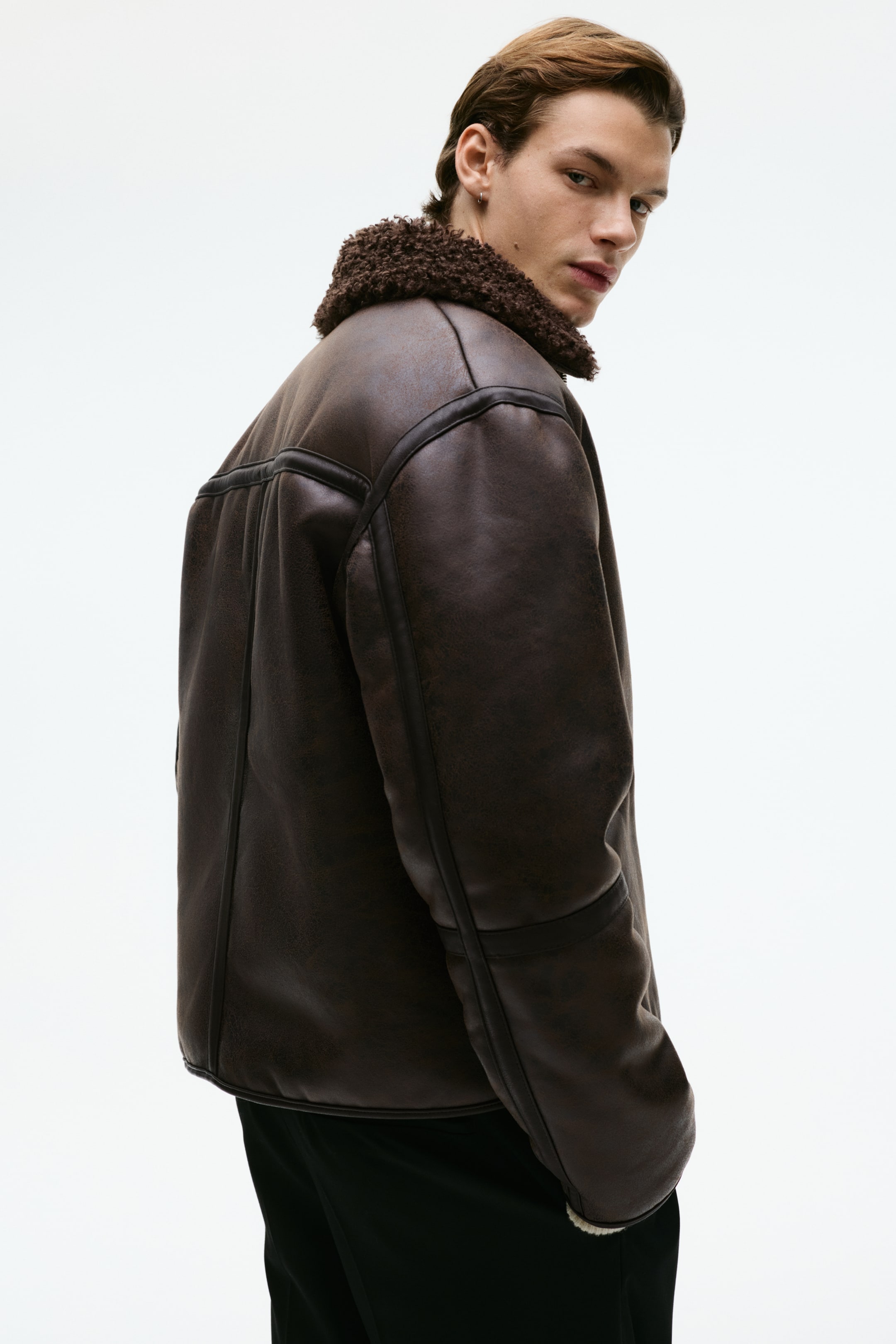 Ampliar la imagen: Teddy-lined jacket - Café oscuro - Men | H&M MX 4