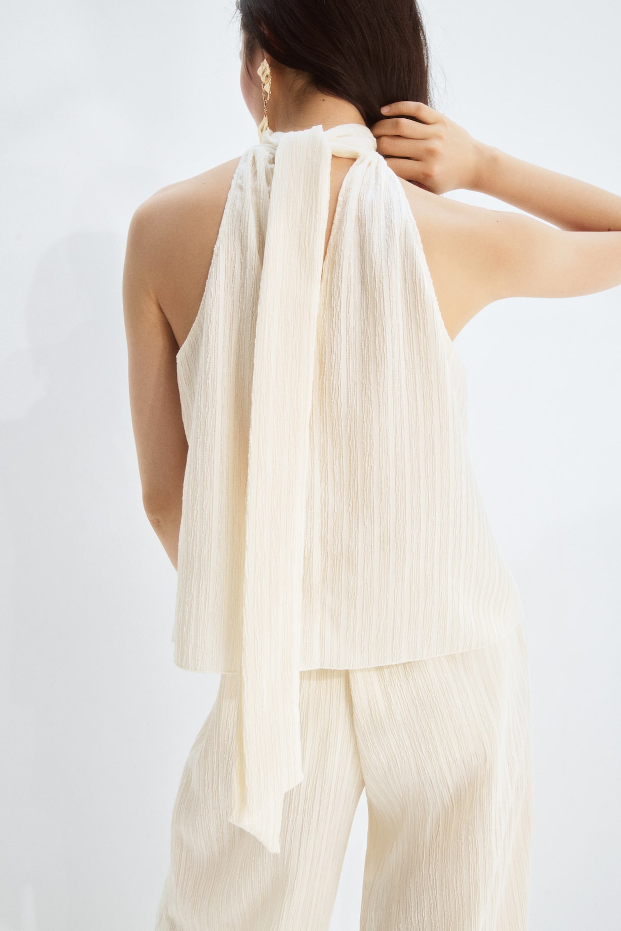 Textured Halterneck Top - image 3