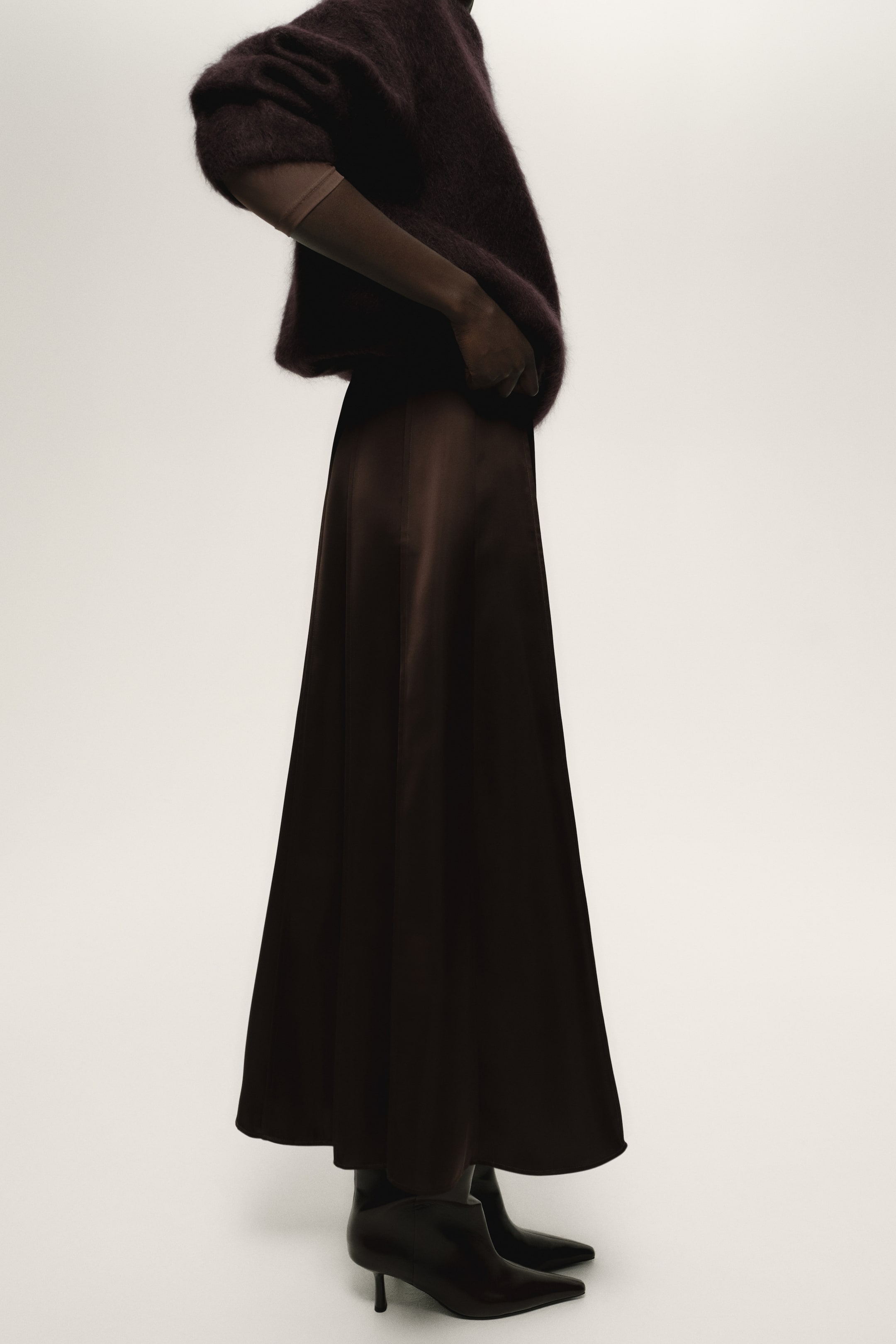 Visualizza immagine più grande: Gonna svasata in satin - Marrone scuro - DONNA | H&M IT 3