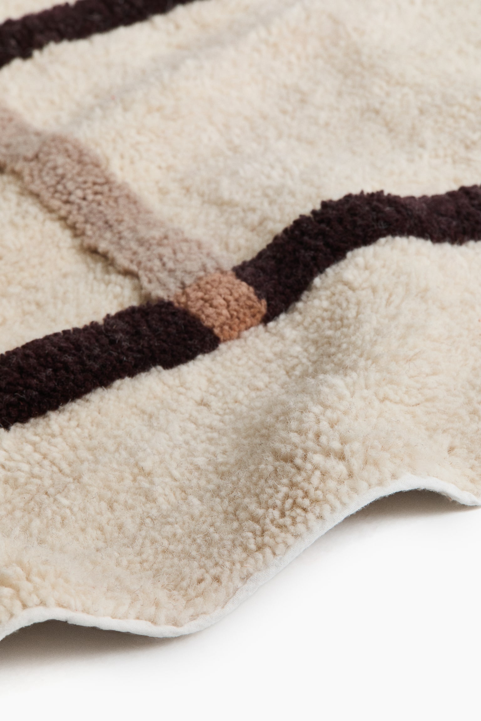 Large tufted wool-blend rug - Light beige/Checked - 2