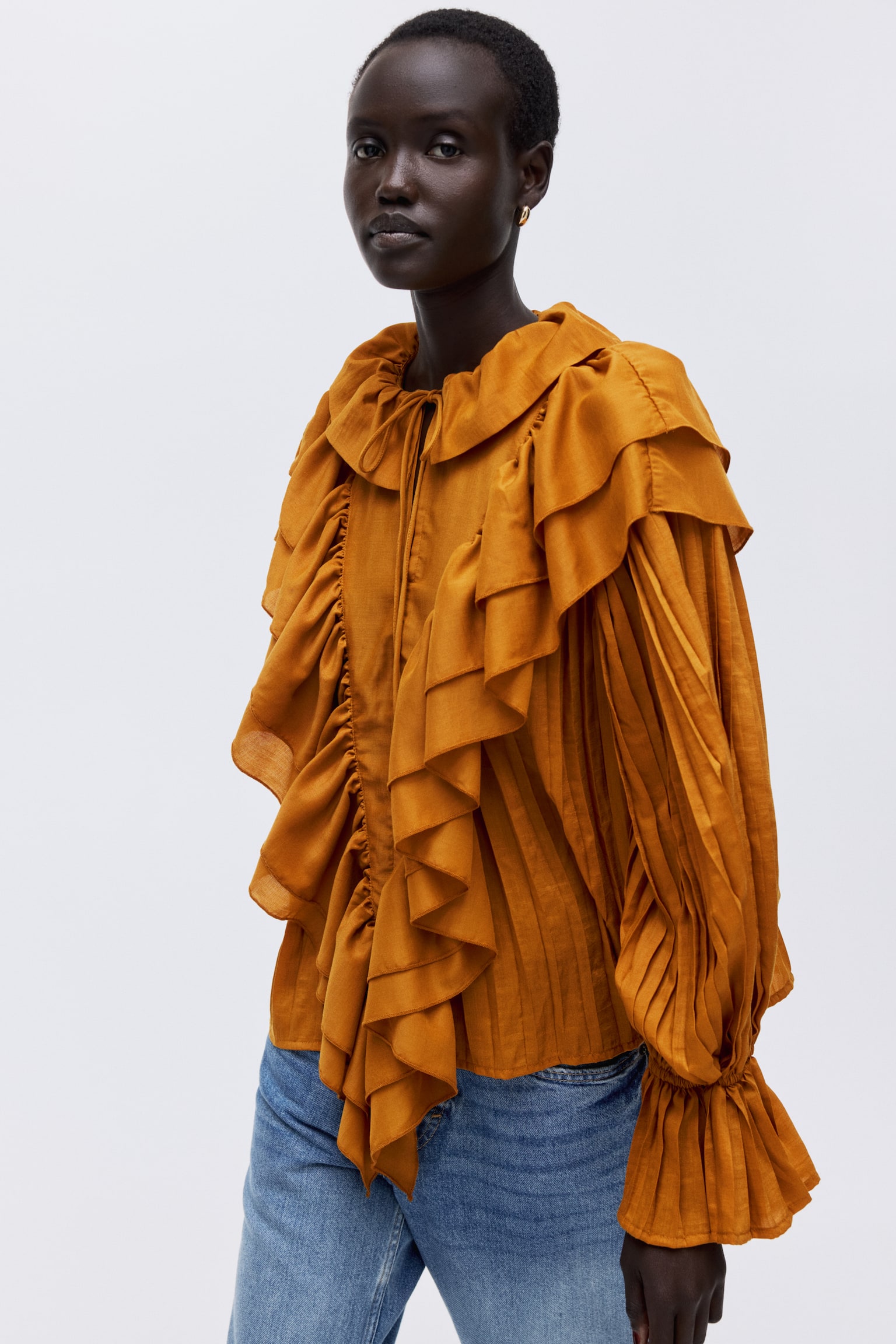 Pleated flounce-detail blouse - Dark yellow/Black - 3