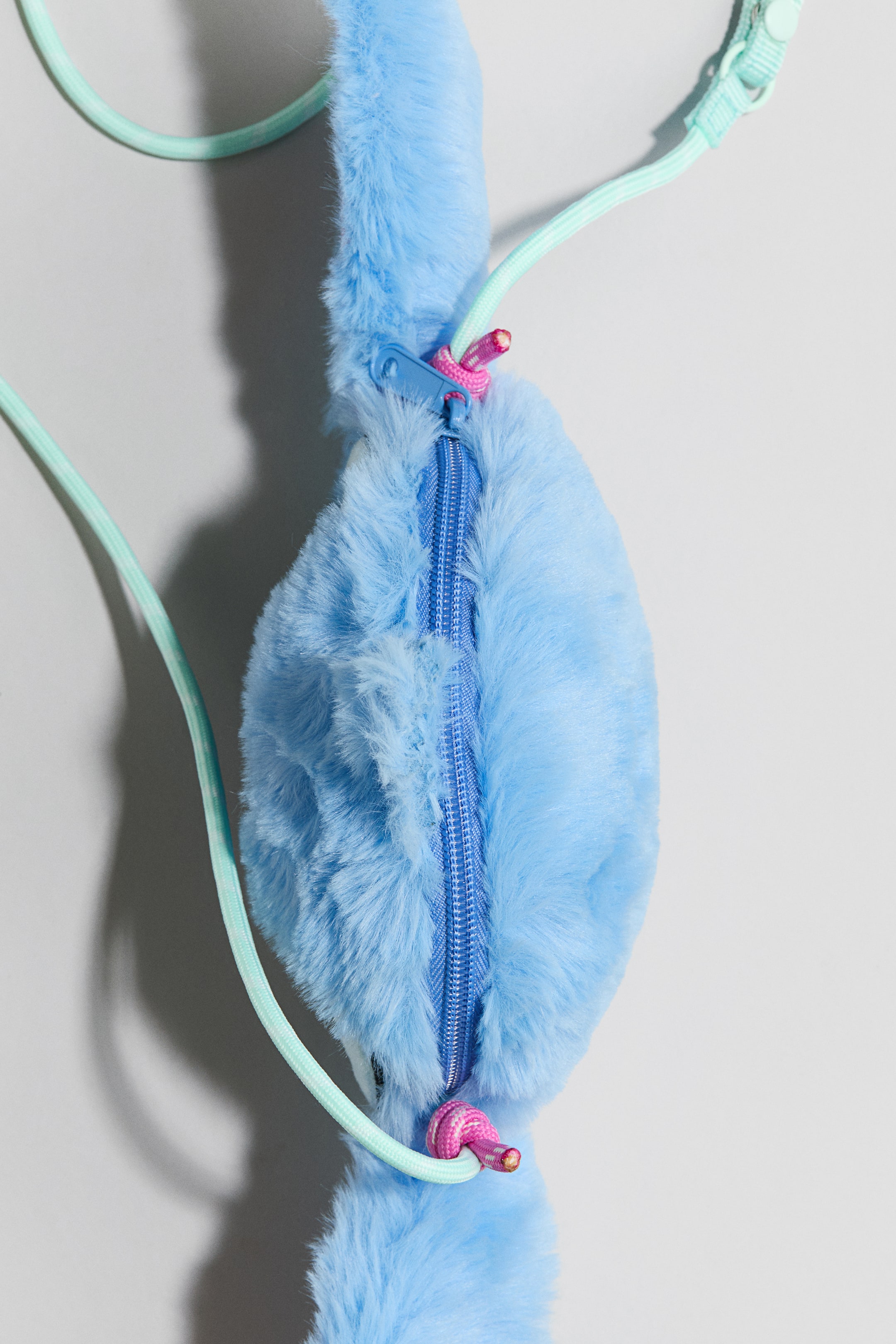Детские сумки H&M Fluffy Crossbody — фото 2