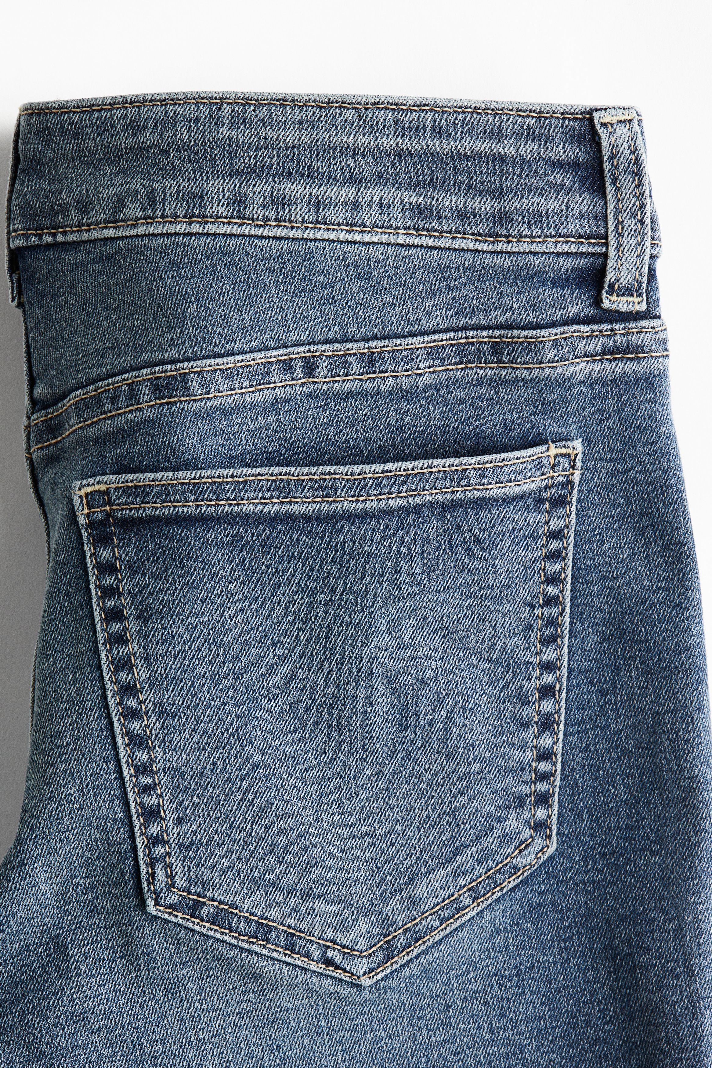 Flared Low Jeans