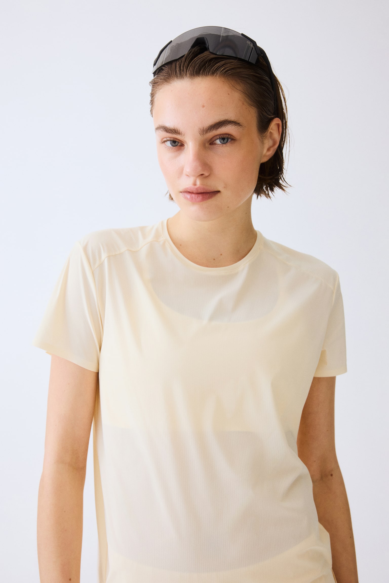 Regular Fit Running T-shirt with DryMove™ - Butter yellow/Light grey/Black - 8