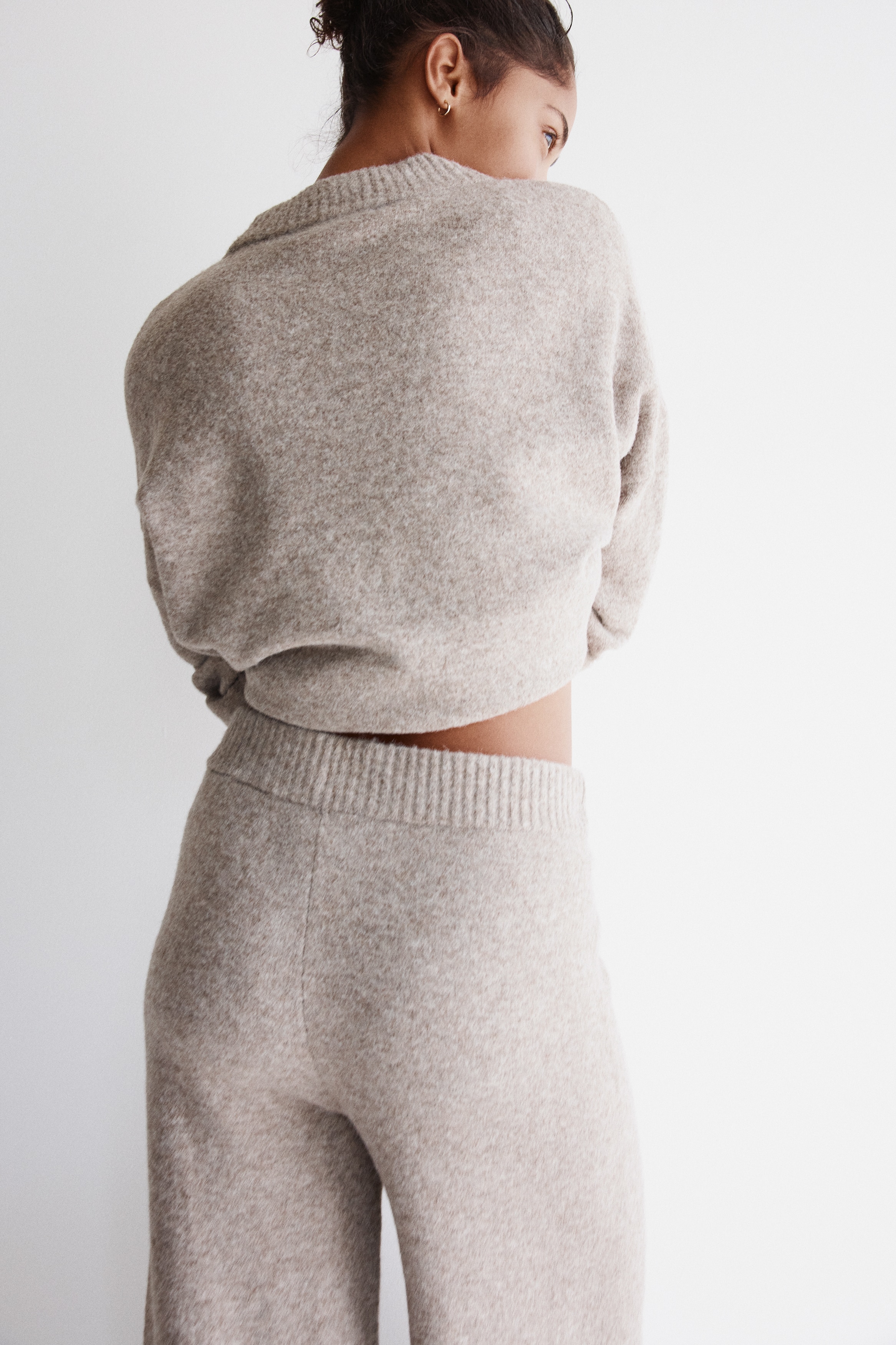 Fine-knit trousers