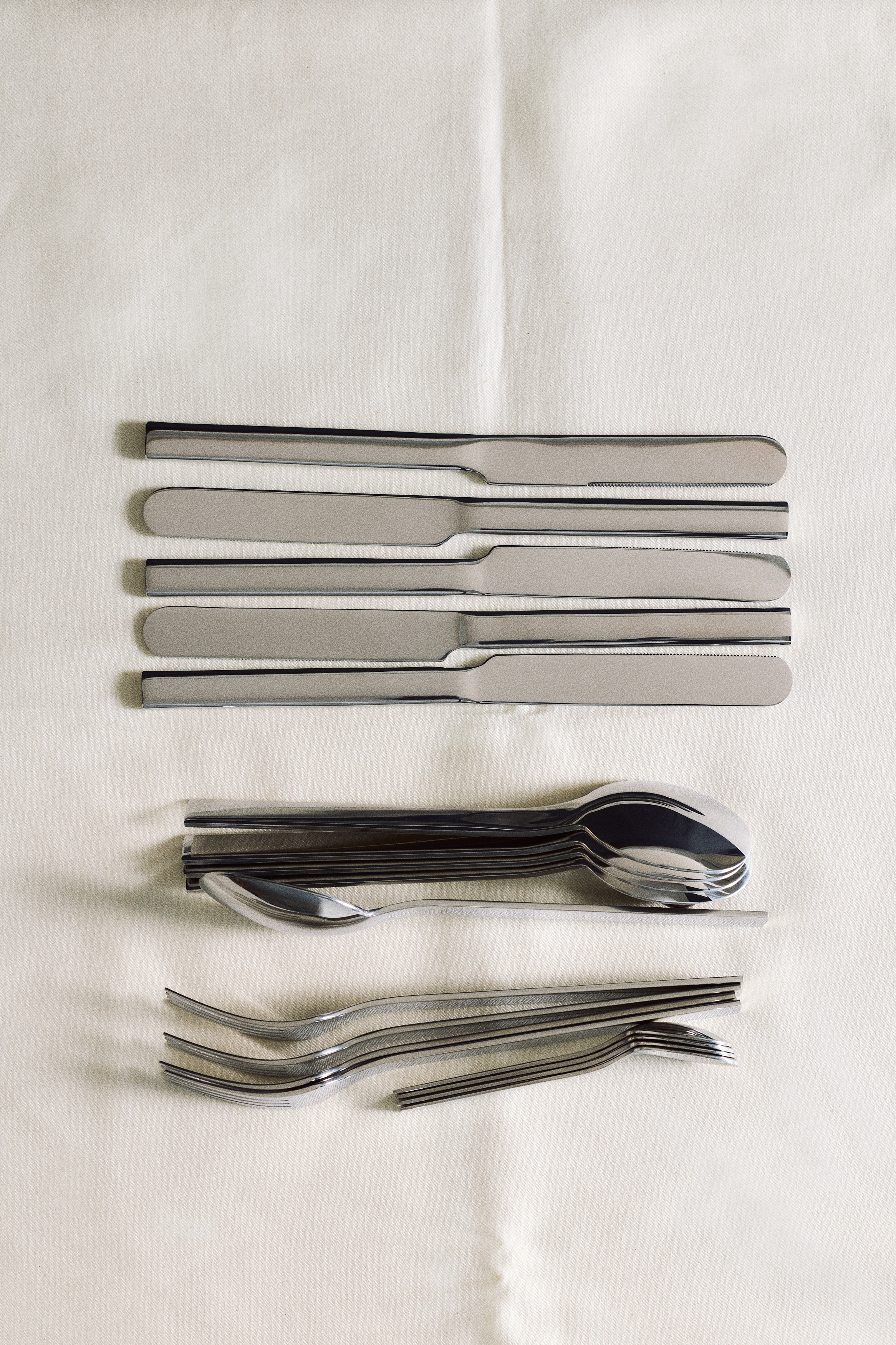 16-piece cutlery set - Silver-coloured