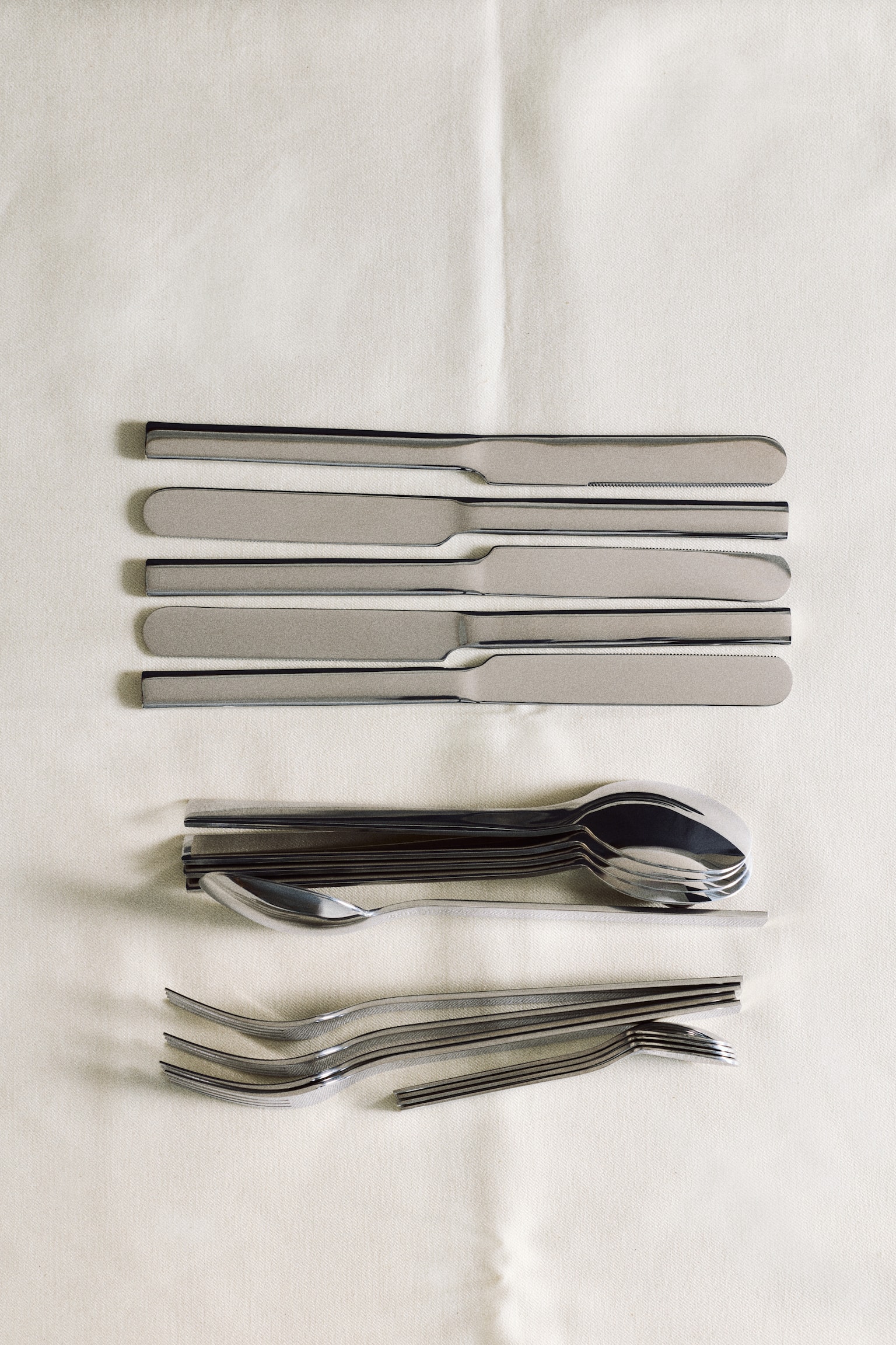 16-piece cutlery set - Сріблястий - 1