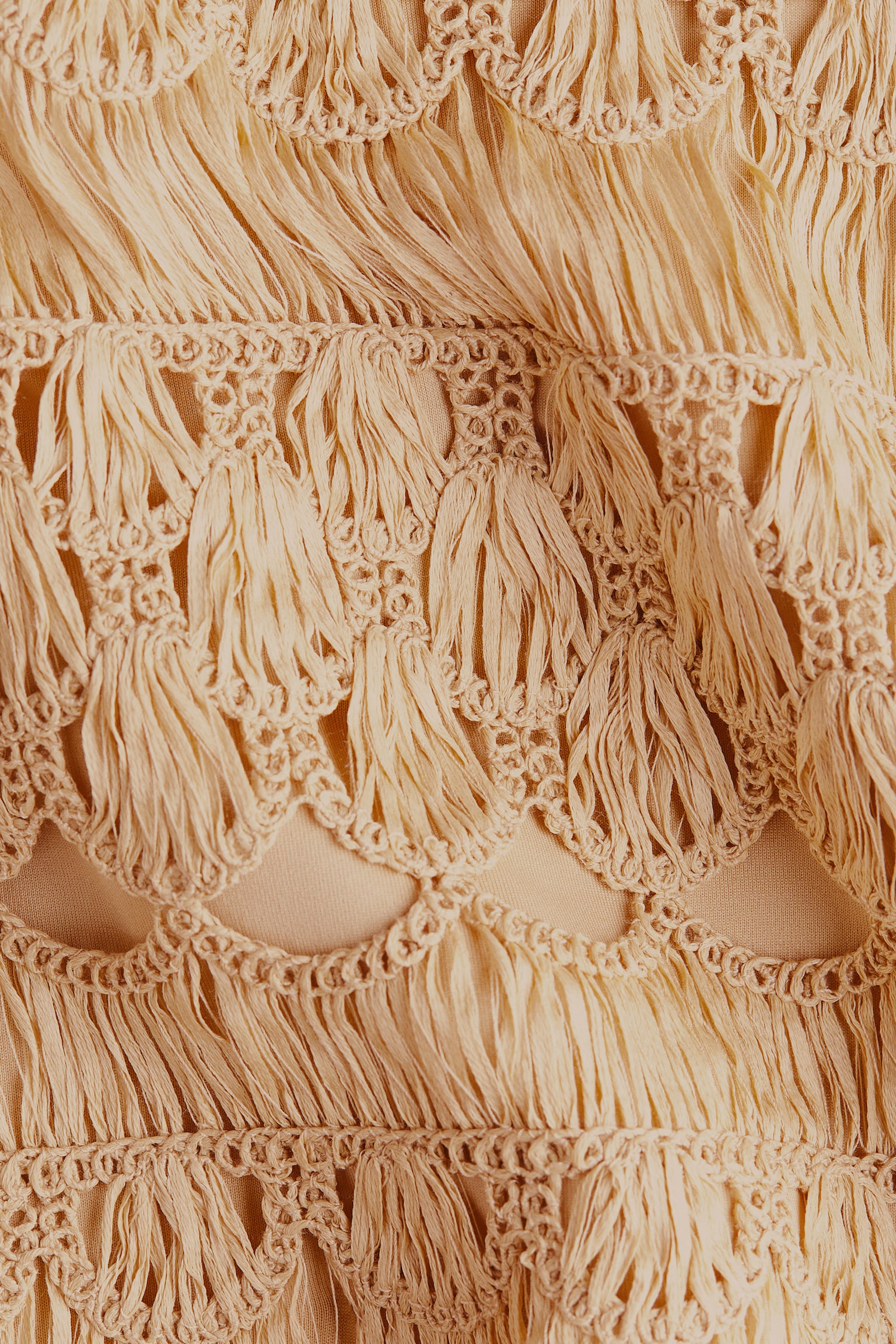 Crochet-look mini skirt - 4
