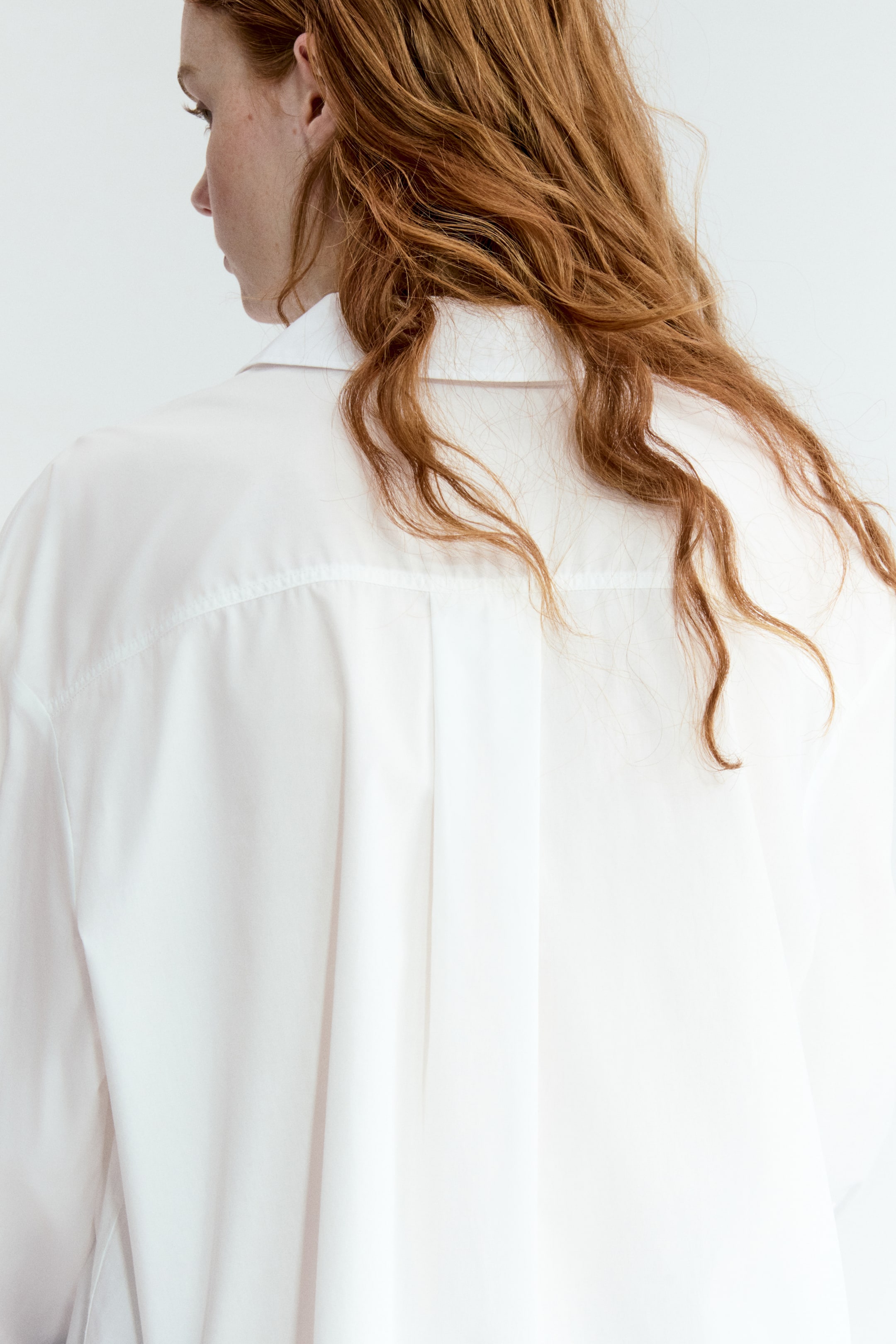 Женские рубашки H&M Oversized Poplin Shirt — фото 3