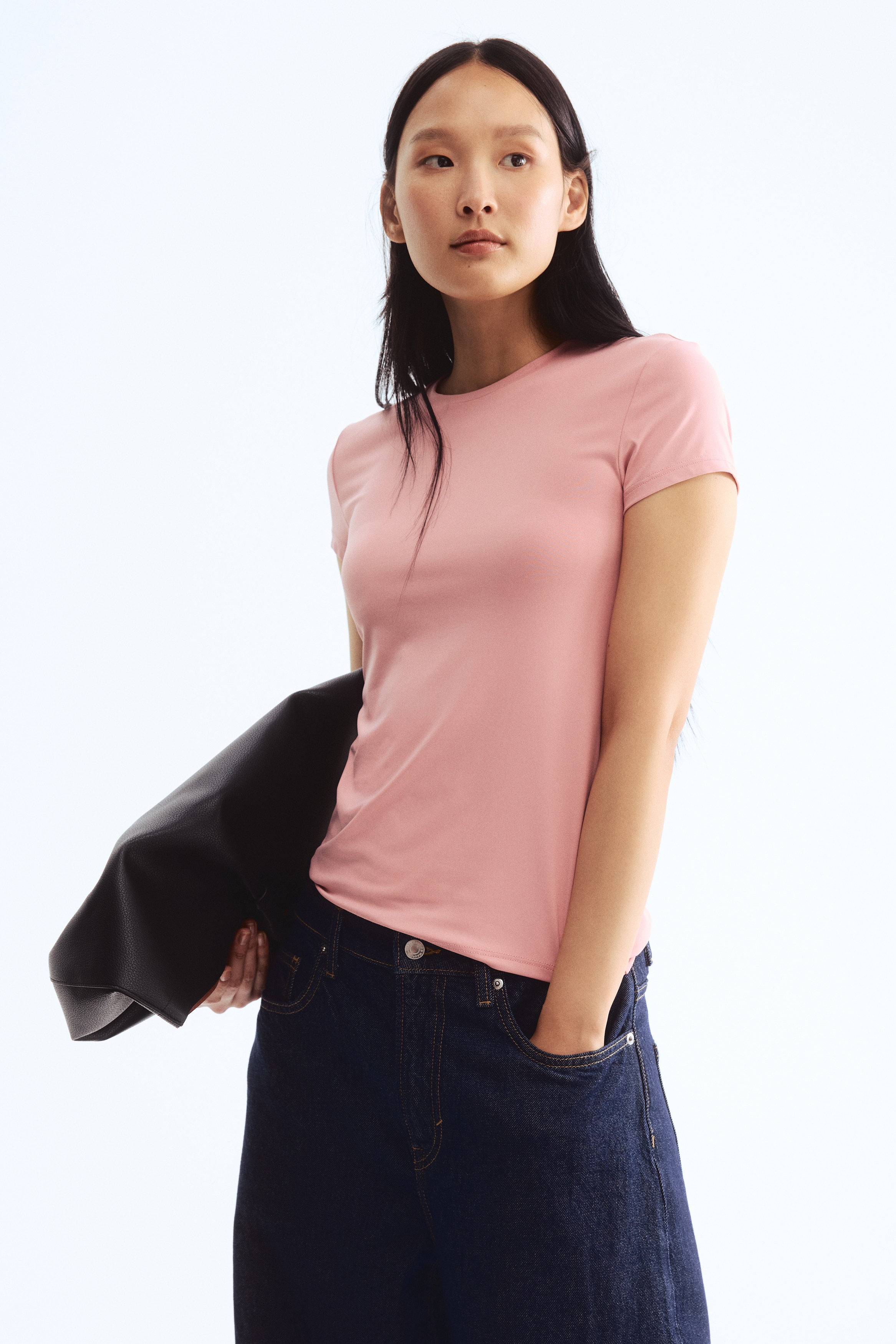 Fitted T-shirt - Powder pink - Ladies | H&M US