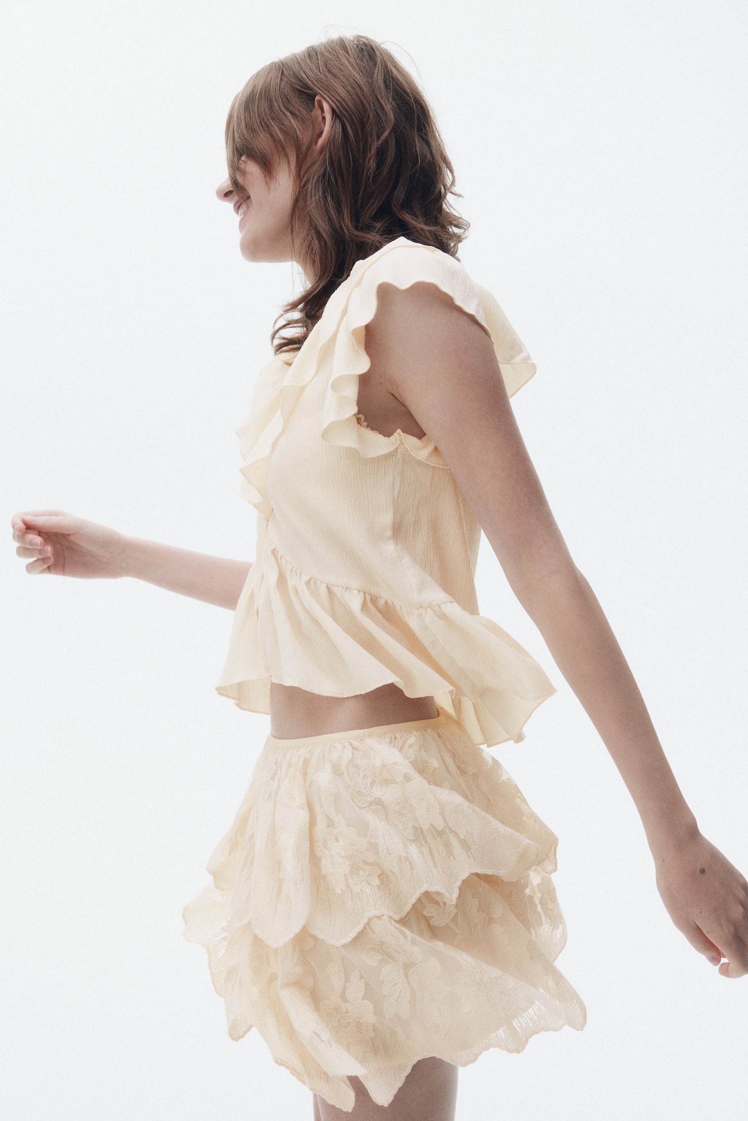 Flounce-collar top - Cream/Light blue/Floral/Cream/Floral - 4