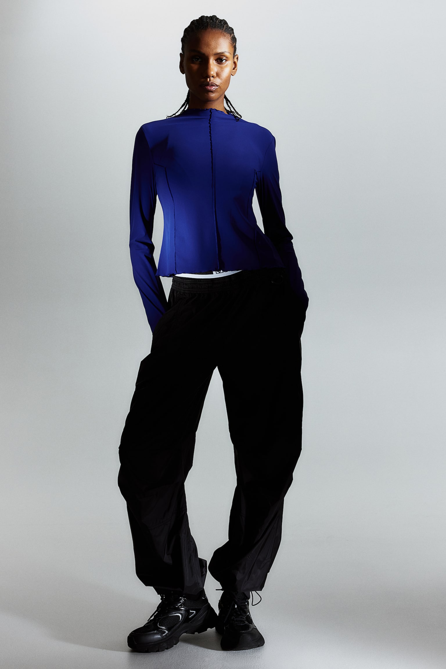 Long Sleeve Activewear Top In DryMove™ - Dark blue/White/Black - 1