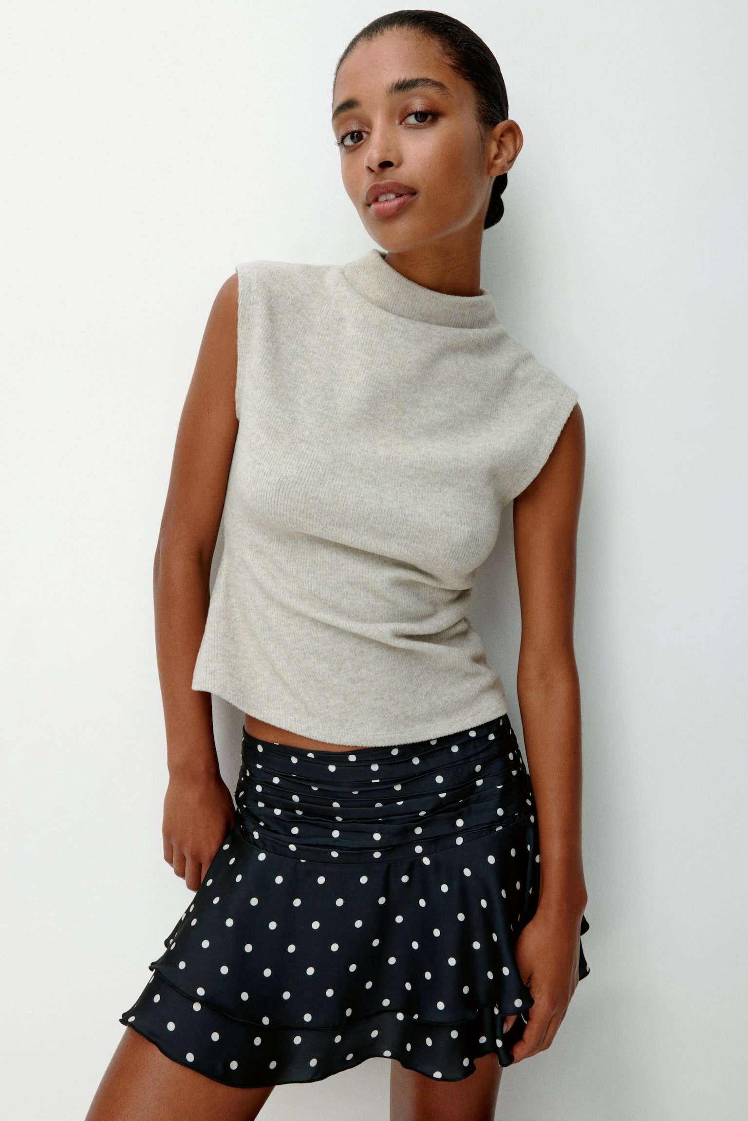 Minirock aus Satin - Schwarz/Gepunktet - 3