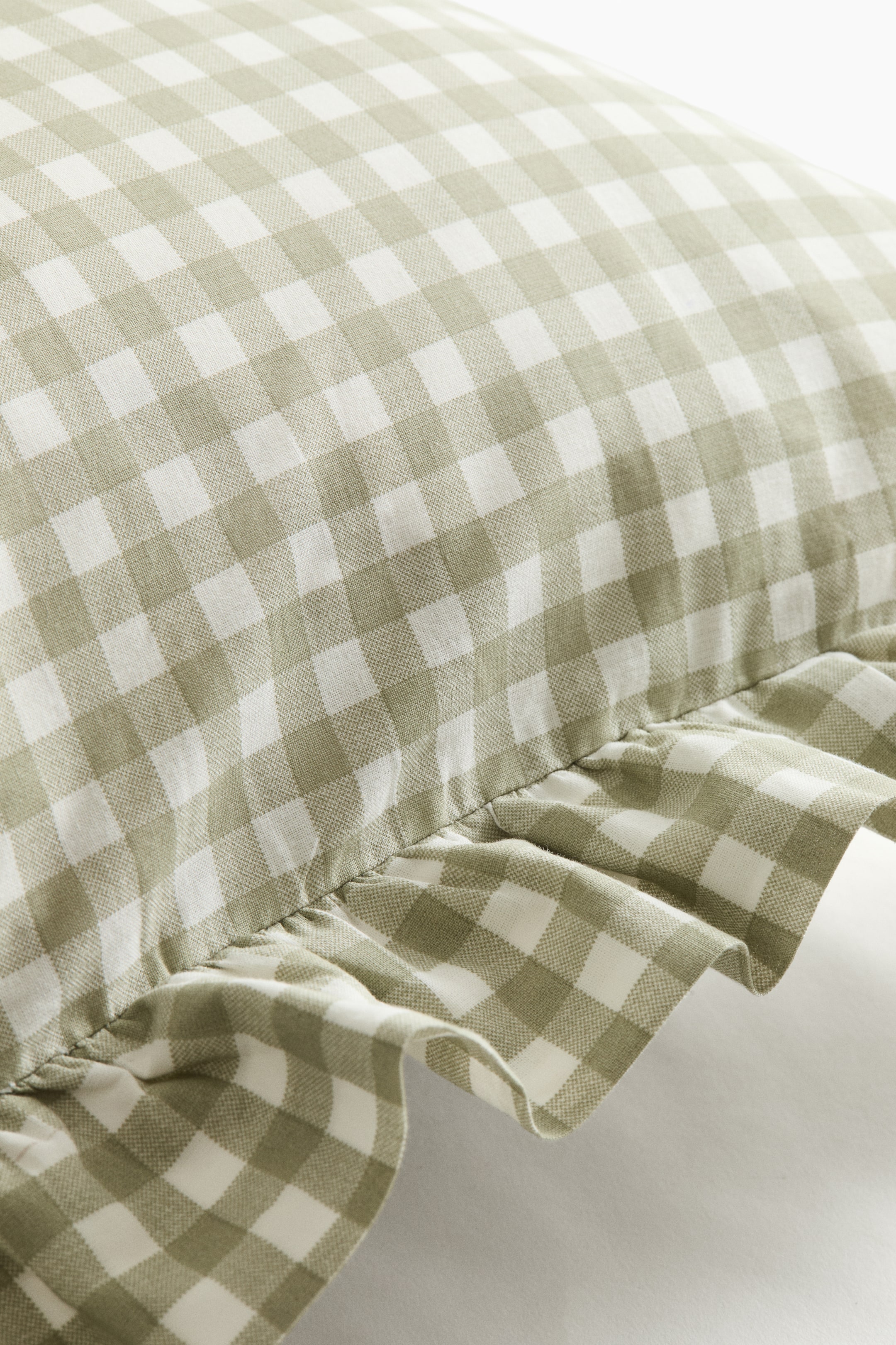 Ruffle-Trimmed Cotton Pillowcase