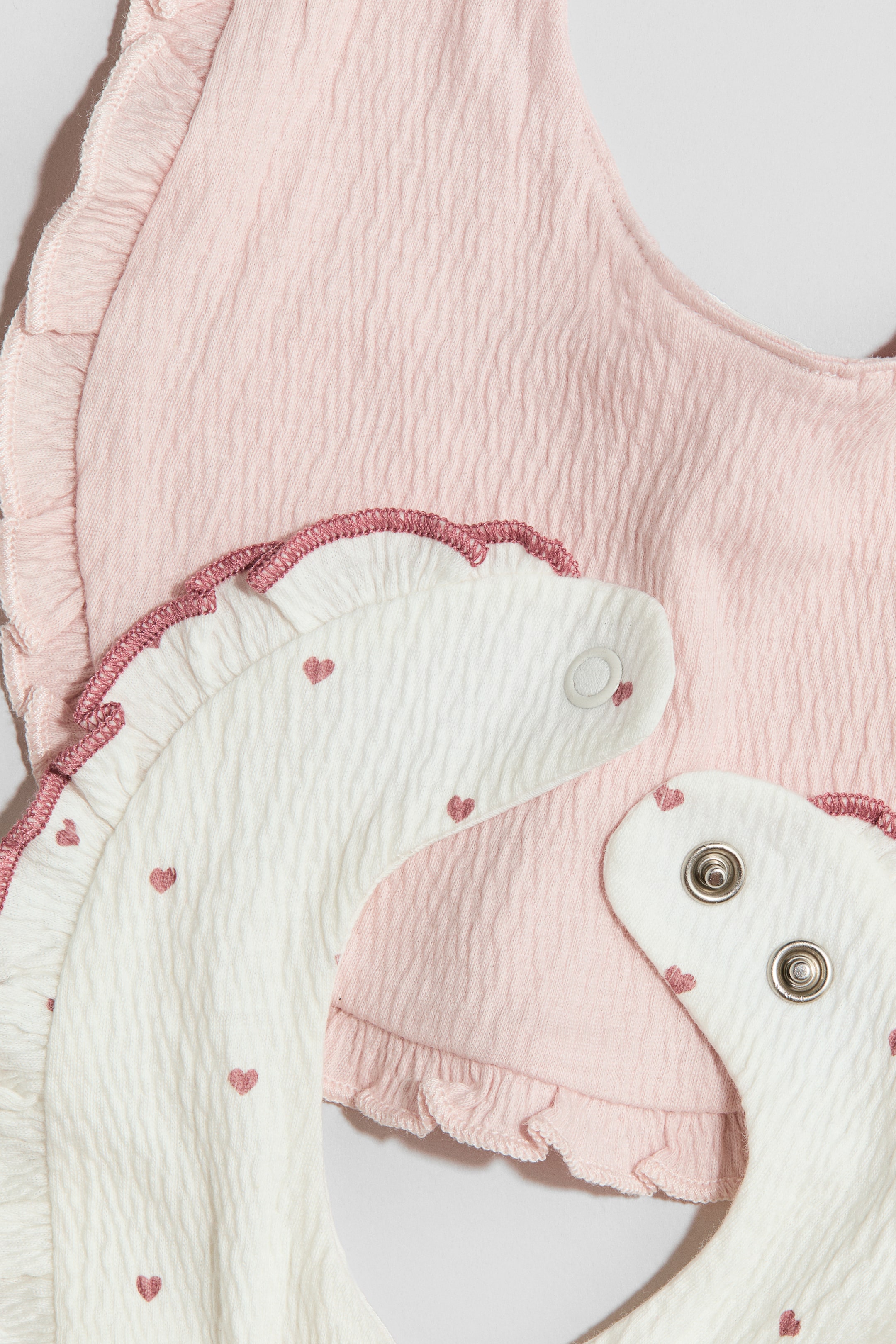 H&M 2-Pack Ruffle-Trimmed Jersey Bibs — фото 2