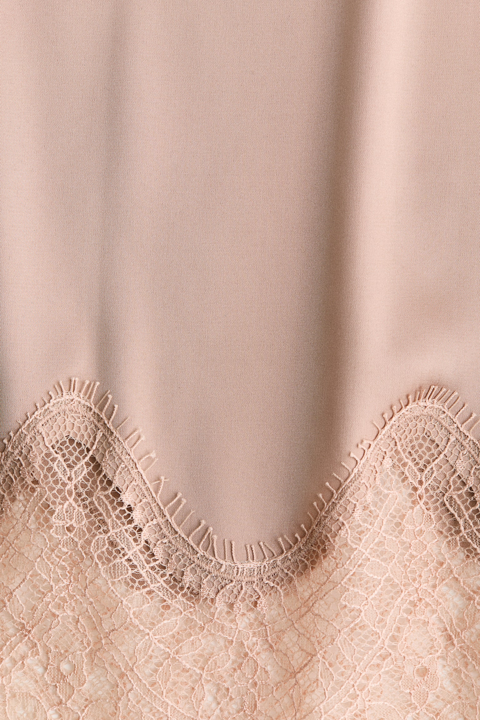 Lace-trimmed satin skirt - 4