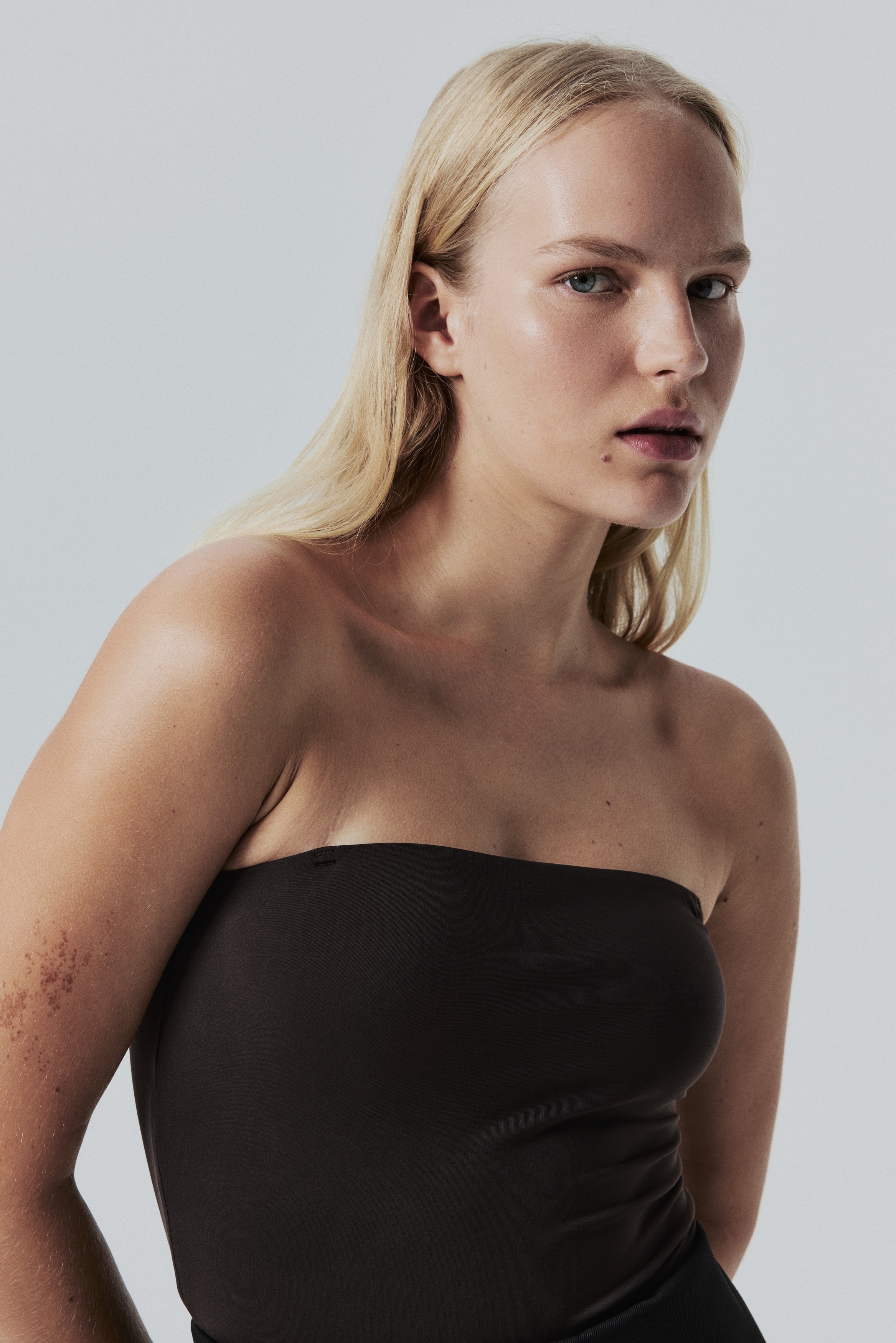 Femme - Body string bandeau Sculpting Marron foncé - Size: XS  - H&M