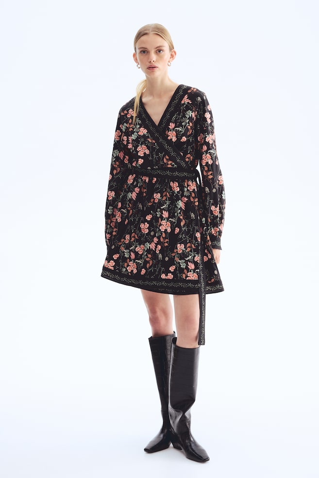 Wrap Dress - Black/floral - 3
