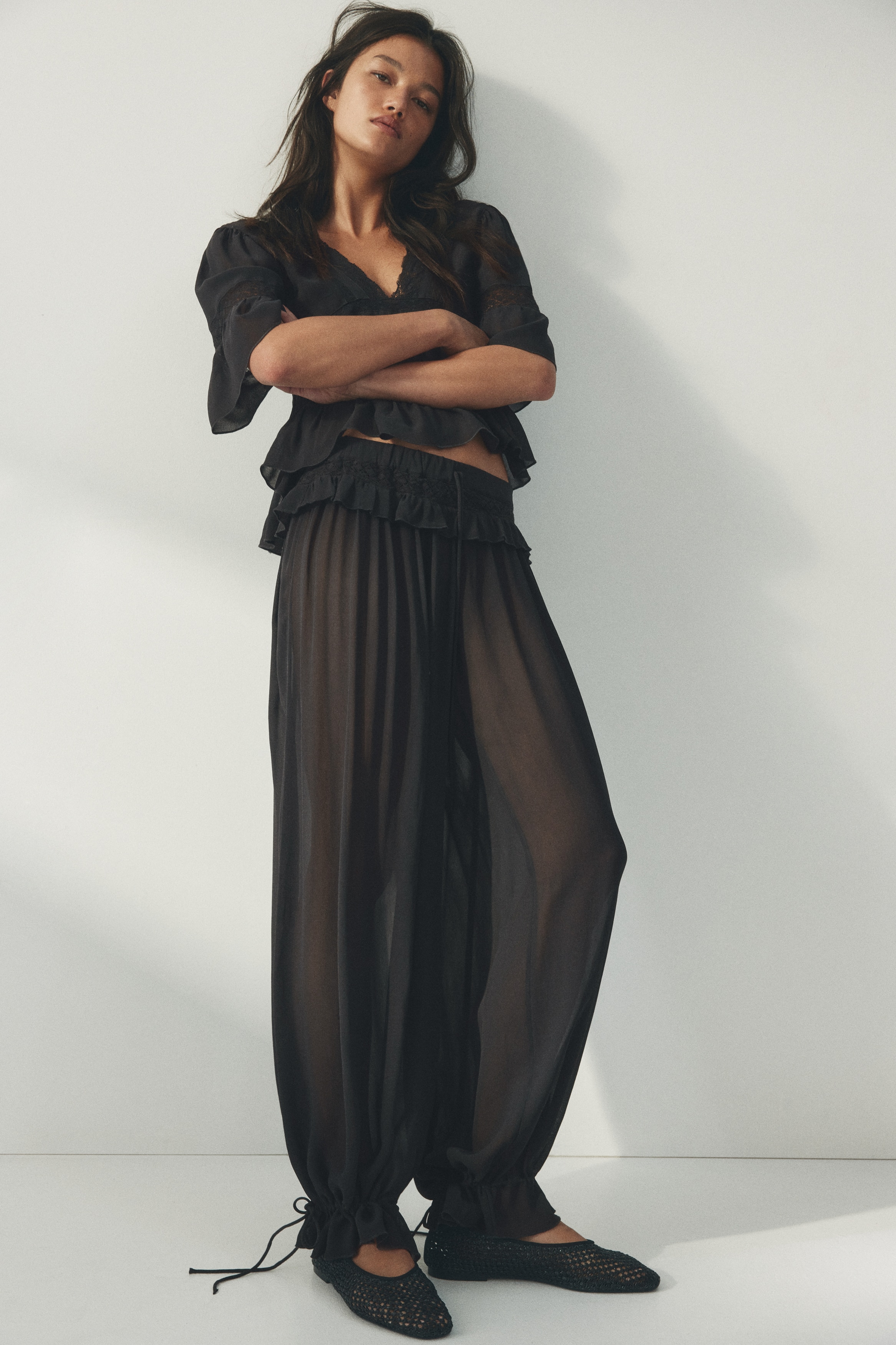 Broek van viscose met kanten details - Donkergrijs