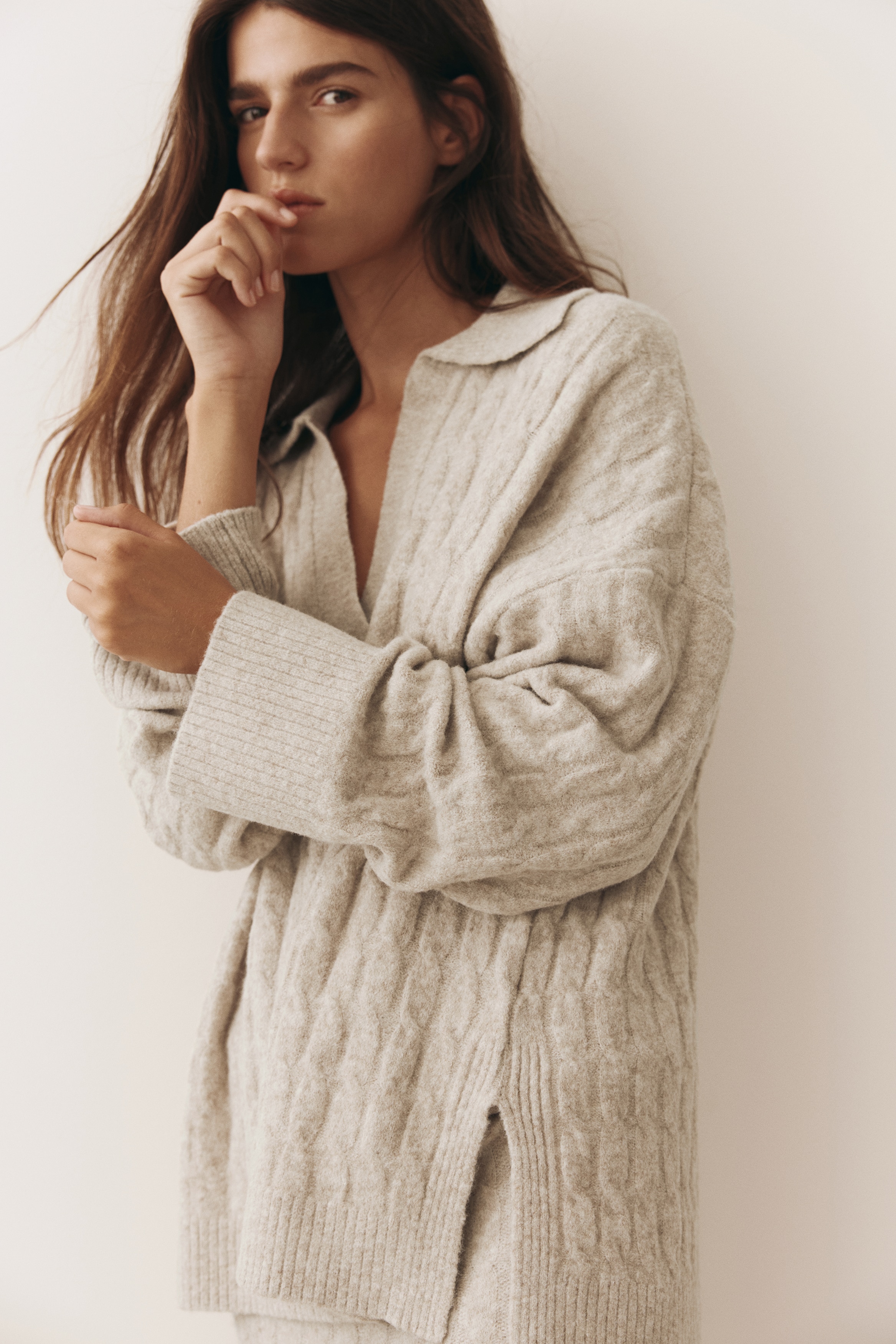Cable-knit polo jumper