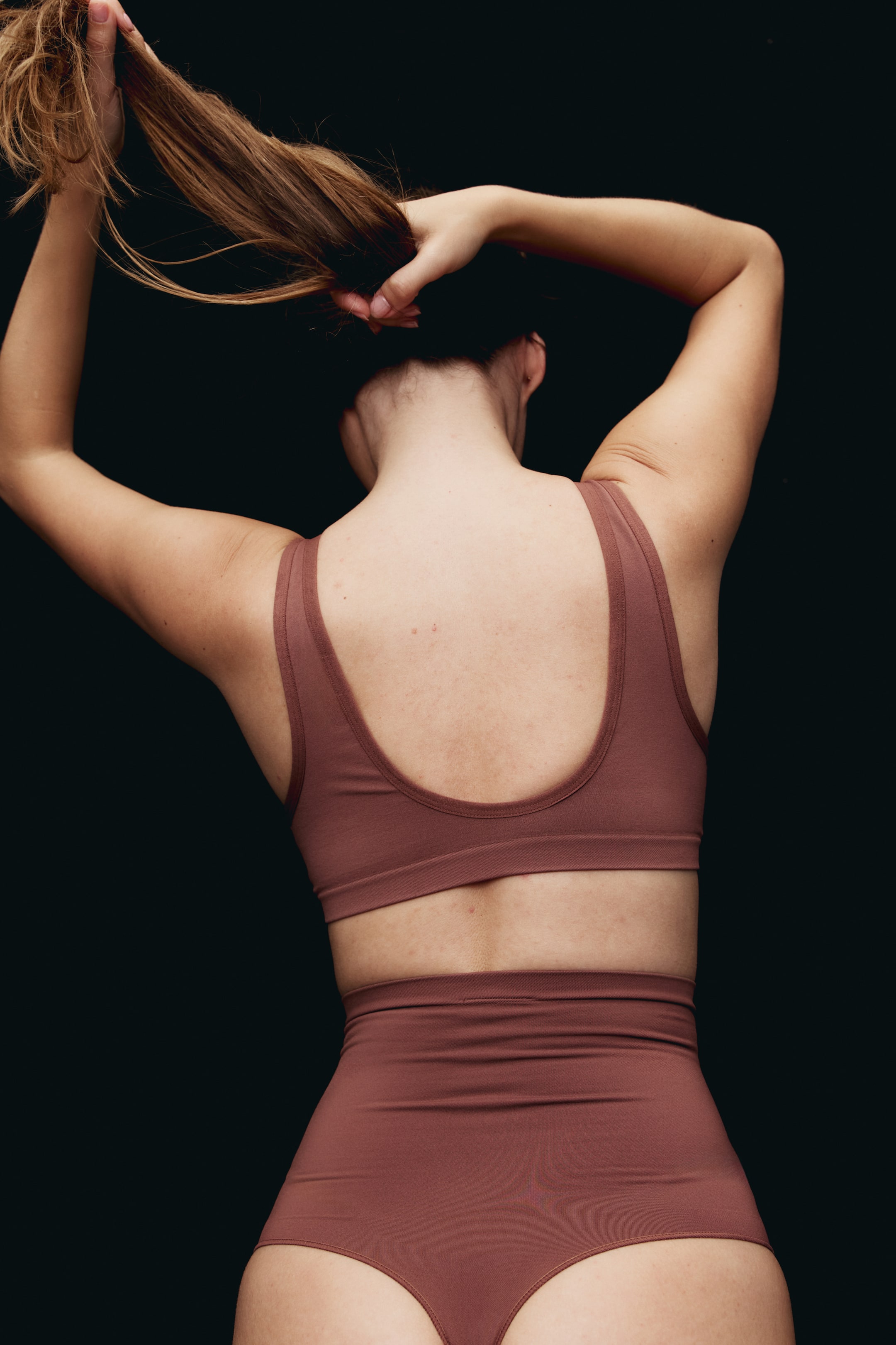 拡大画像を表示: Thongショーツ ファームシェイプ スカルプティング - ダークダスティピンク - レディース | H&M JP 4