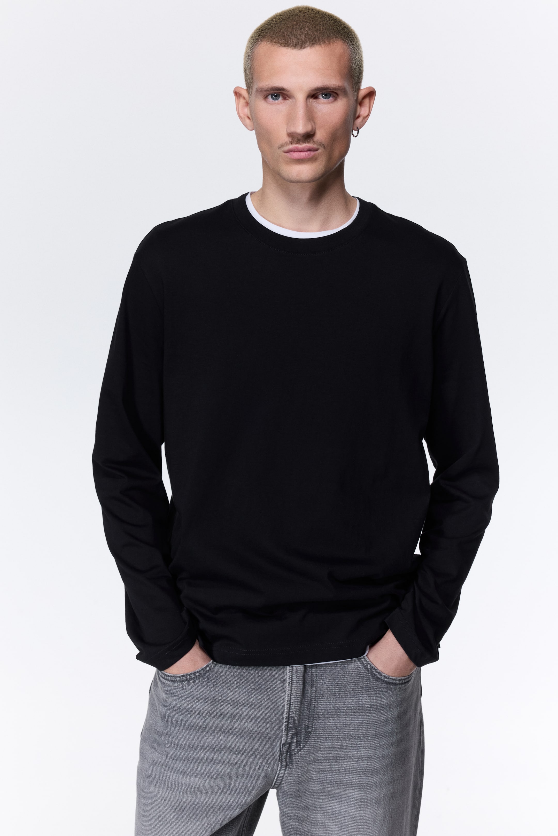 查看大圖: 標準剪裁平紋上衣 - 黑色 - Men | H&M HK 1