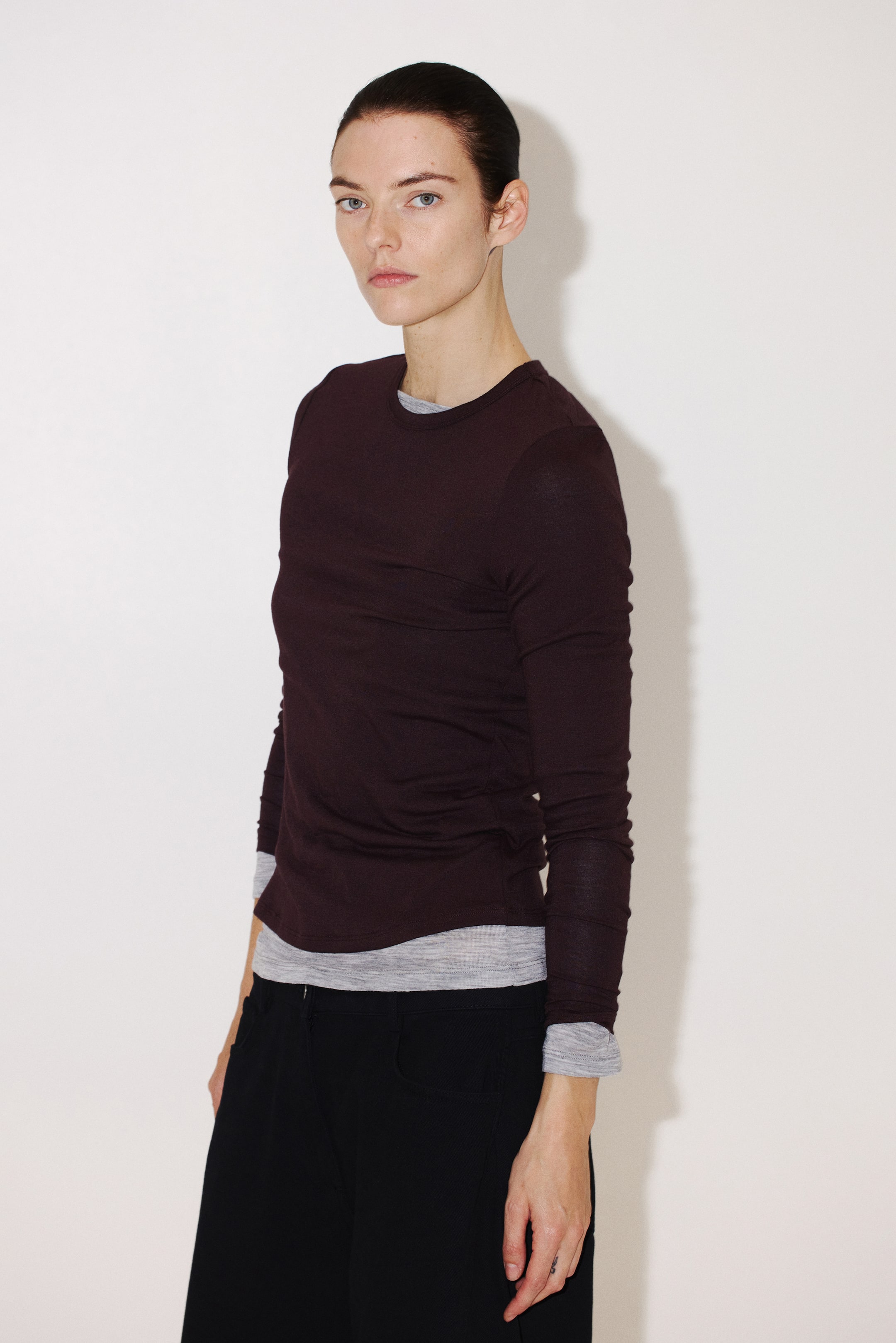 View larger image: Warming Slim Fit Long-sleeved top - Dark plum purple - Ladies | H&M 1