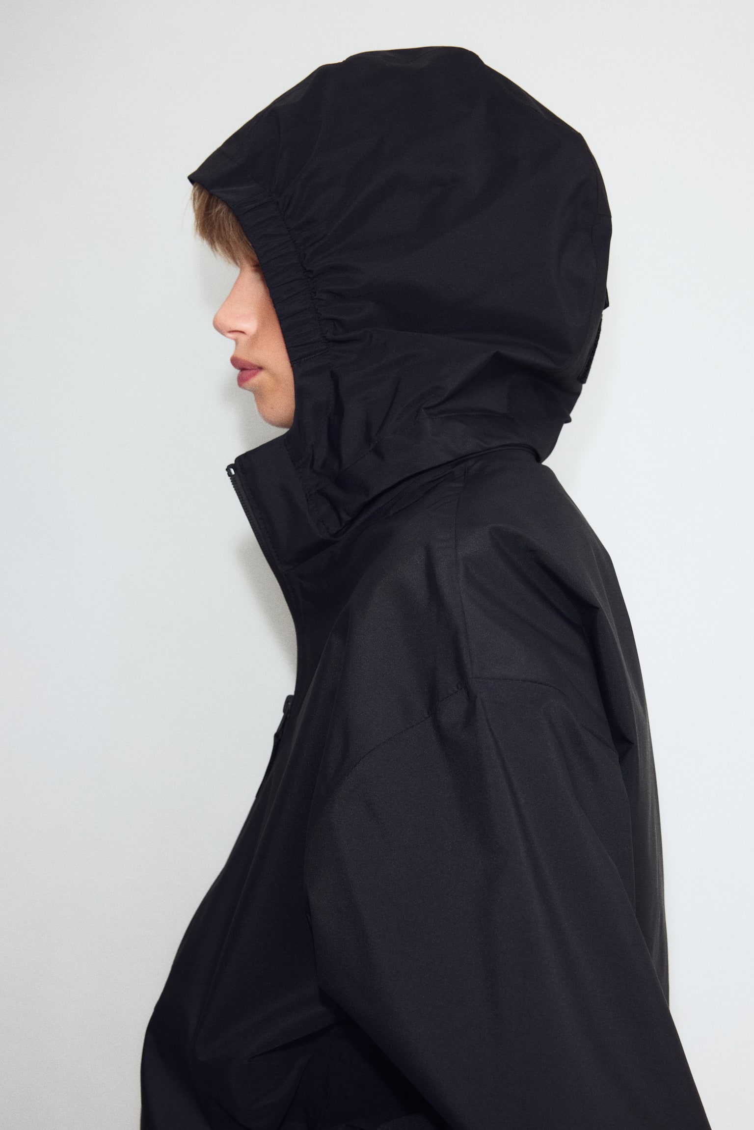 Детская куртка H&M Move Packable Rain Jacket with StormMove™, цвет: Чёрный — фото 6
