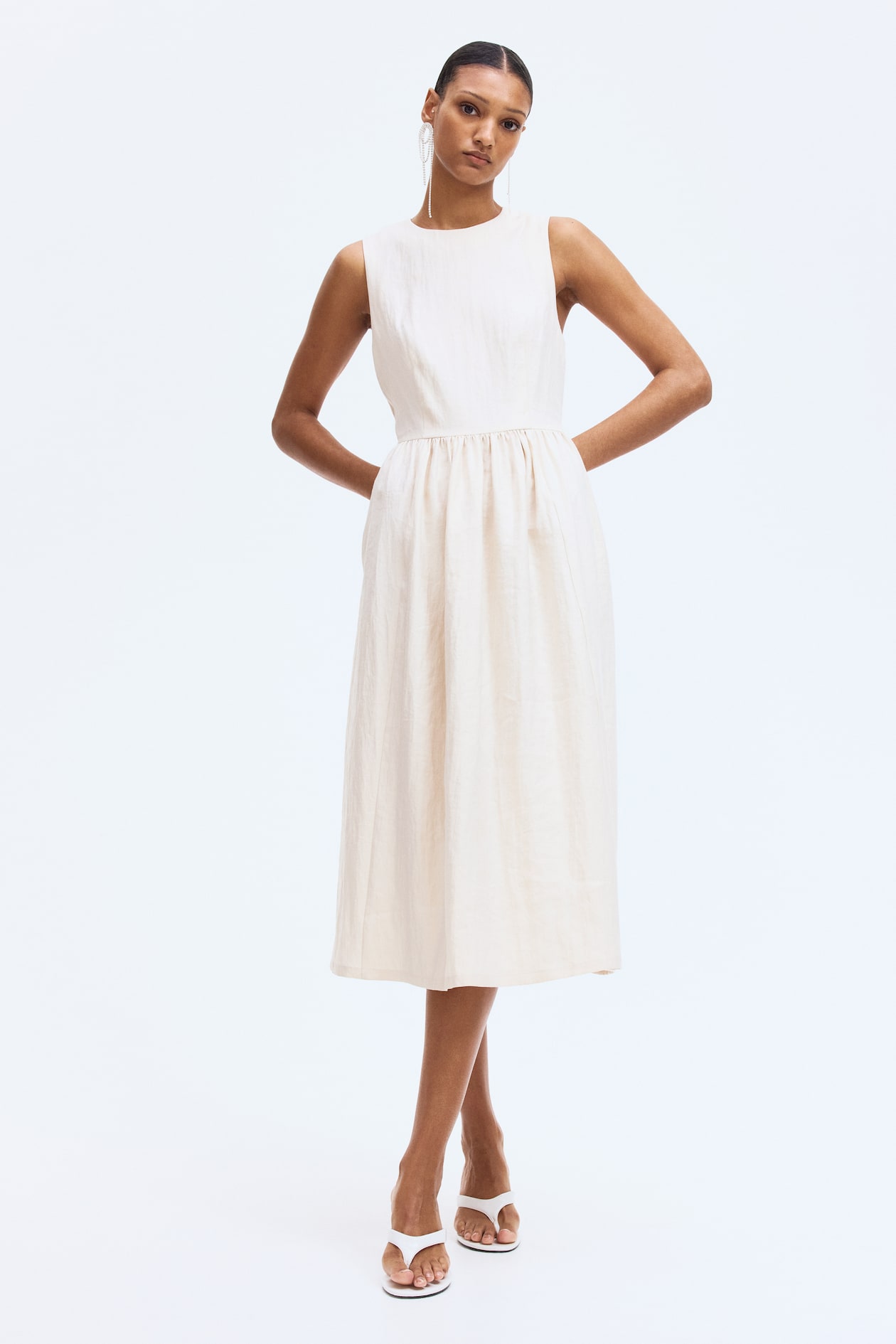 Sleeveless Twill Dress - image 2