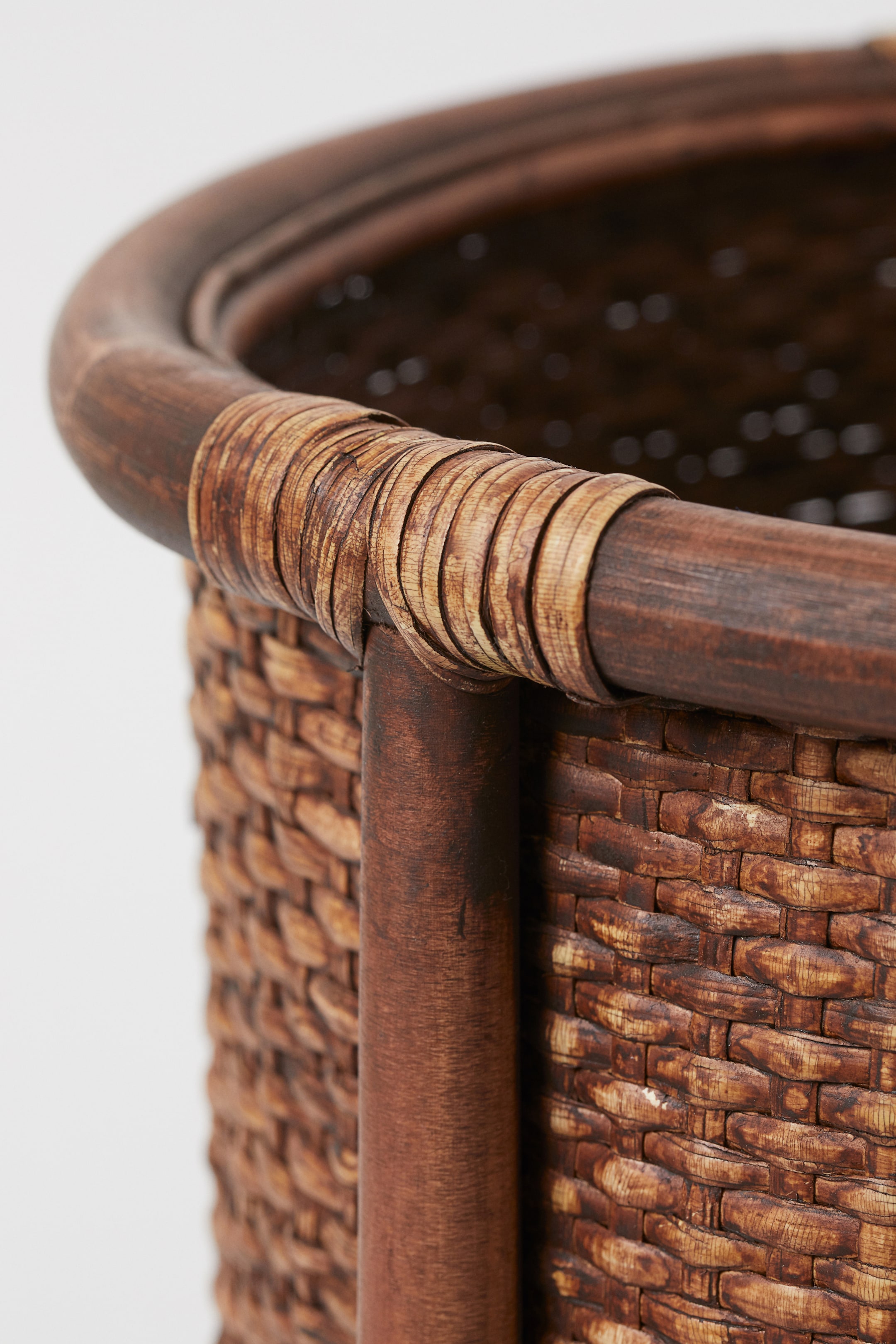 Large rattan plant pot Brown Home All H&M GB