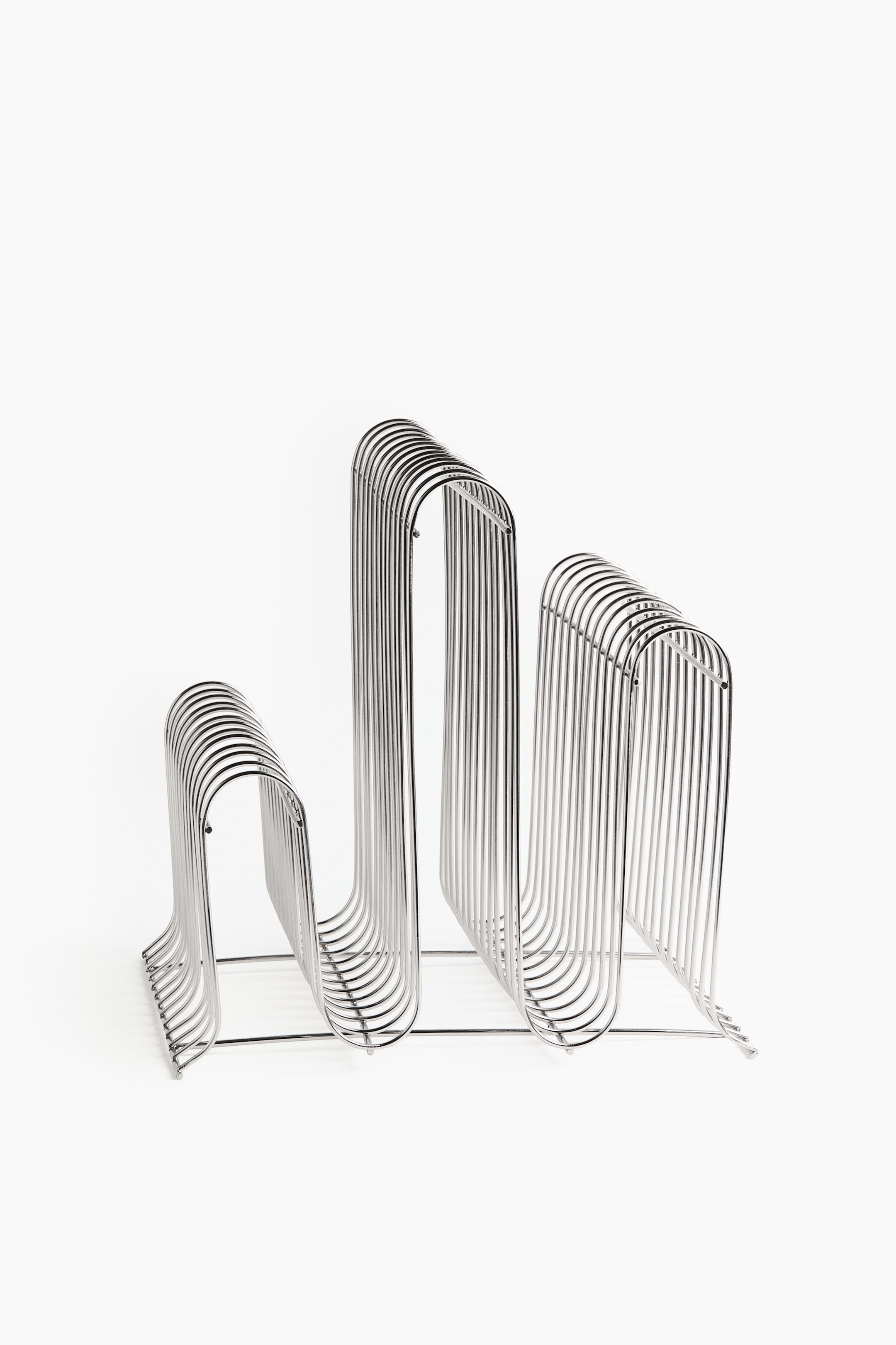 Silver-coloured Stainless steel magazine rack at H&M Home | H&M GB