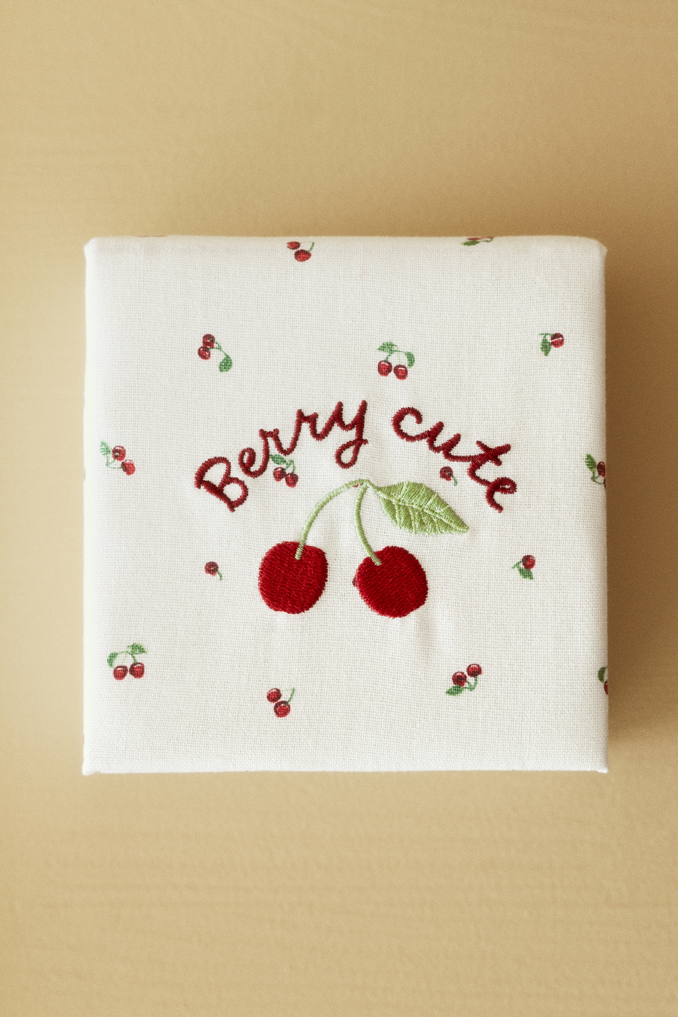 Embroidered-Detail Jewelry Box - Cream/Berry Cute