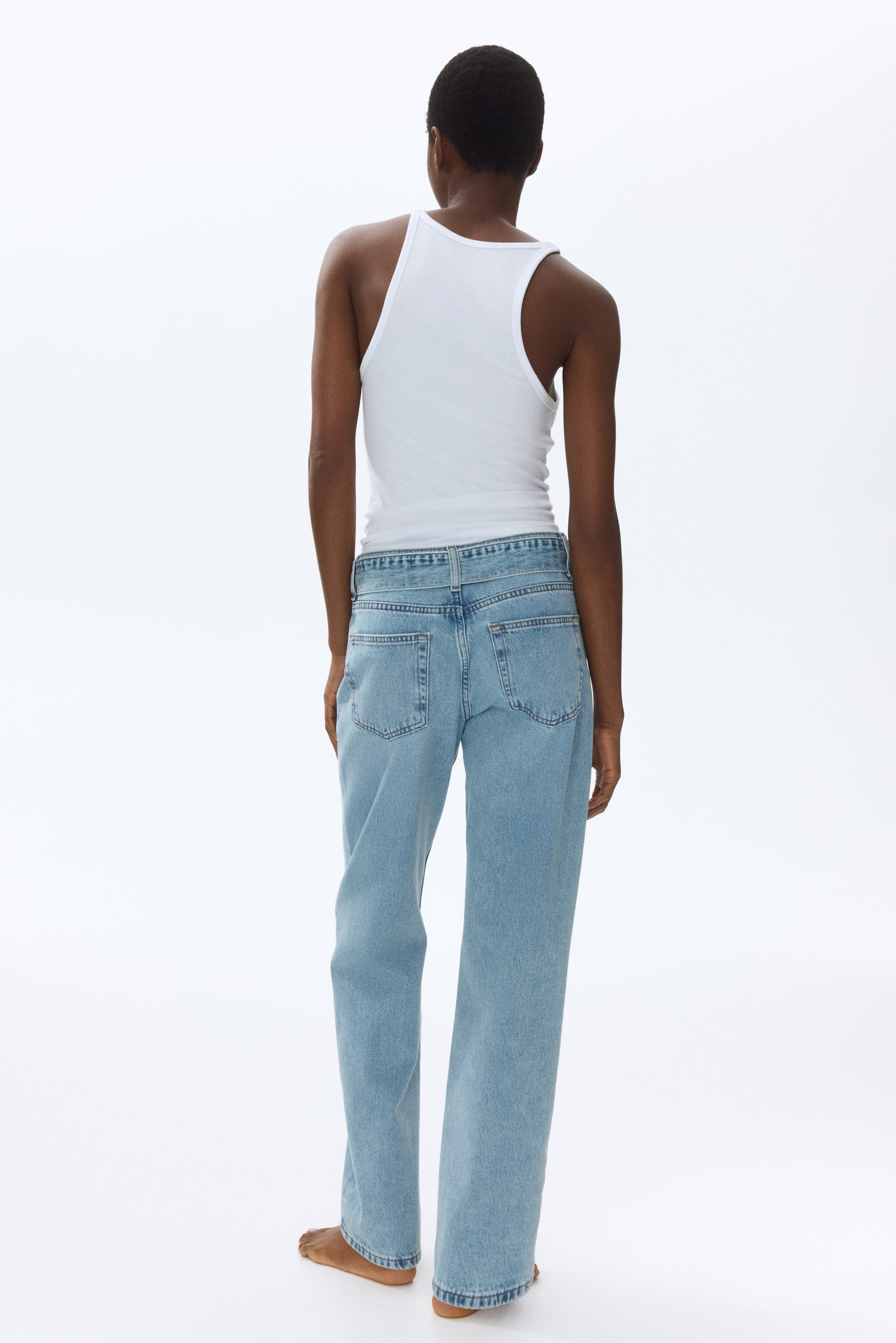 Barrel-Leg High-Waist Jeans
