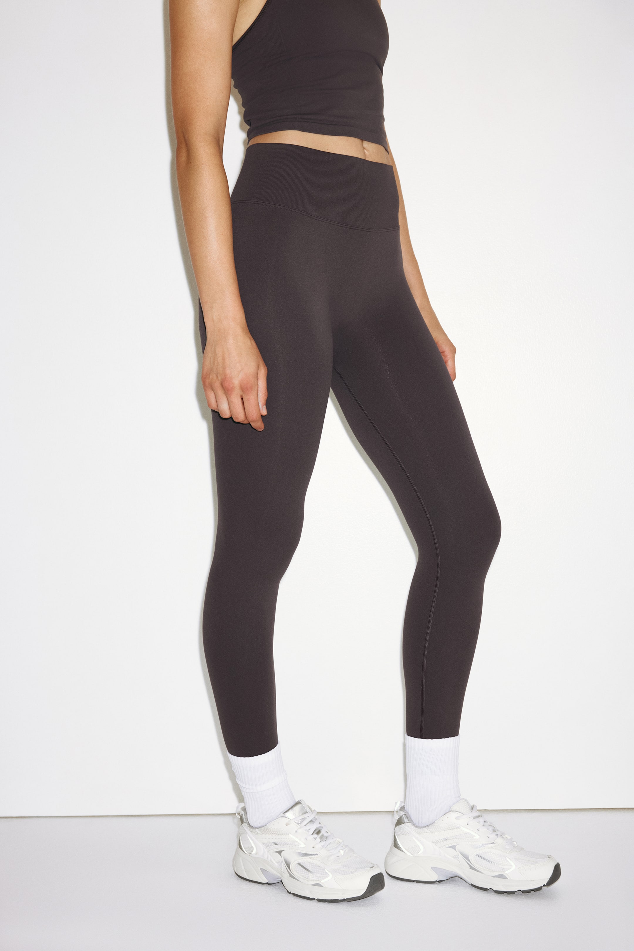 Seamless Sports Leggings with DryMove™