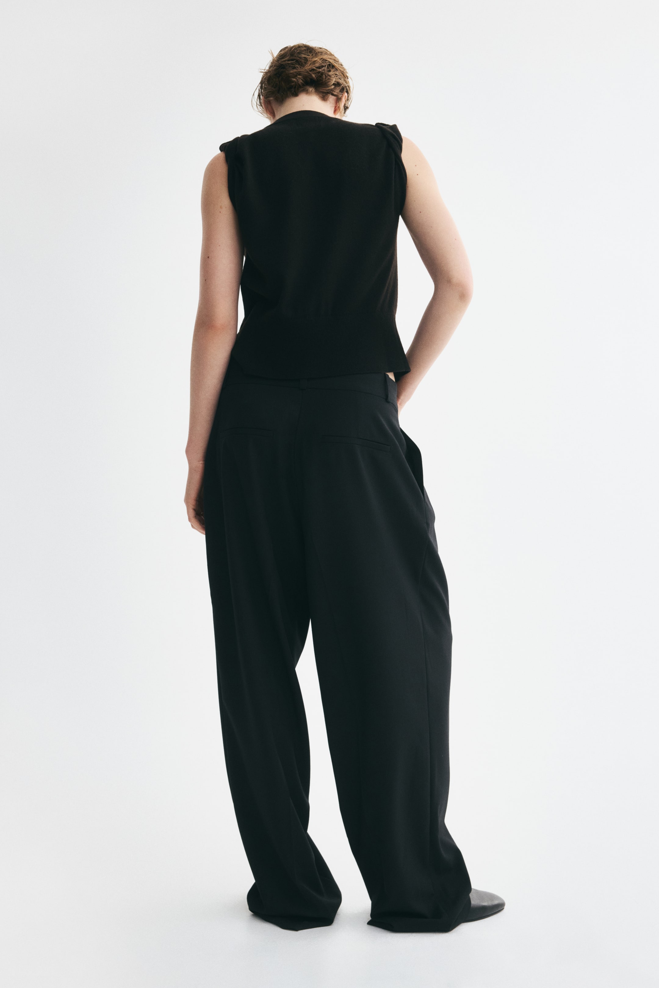Wide-Leg Pleated Pants