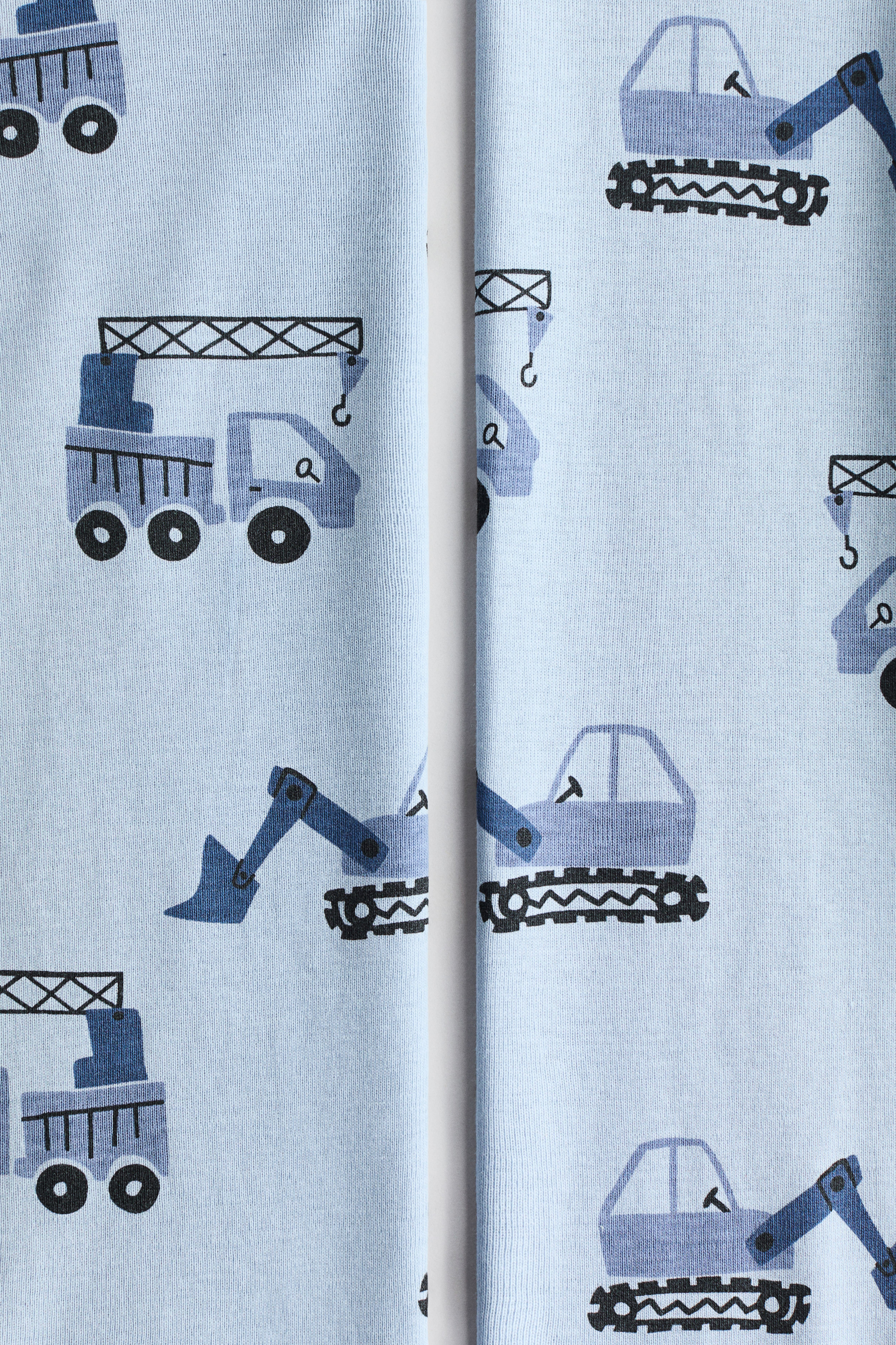 Snug-Fit Printed Cotton Pajamas