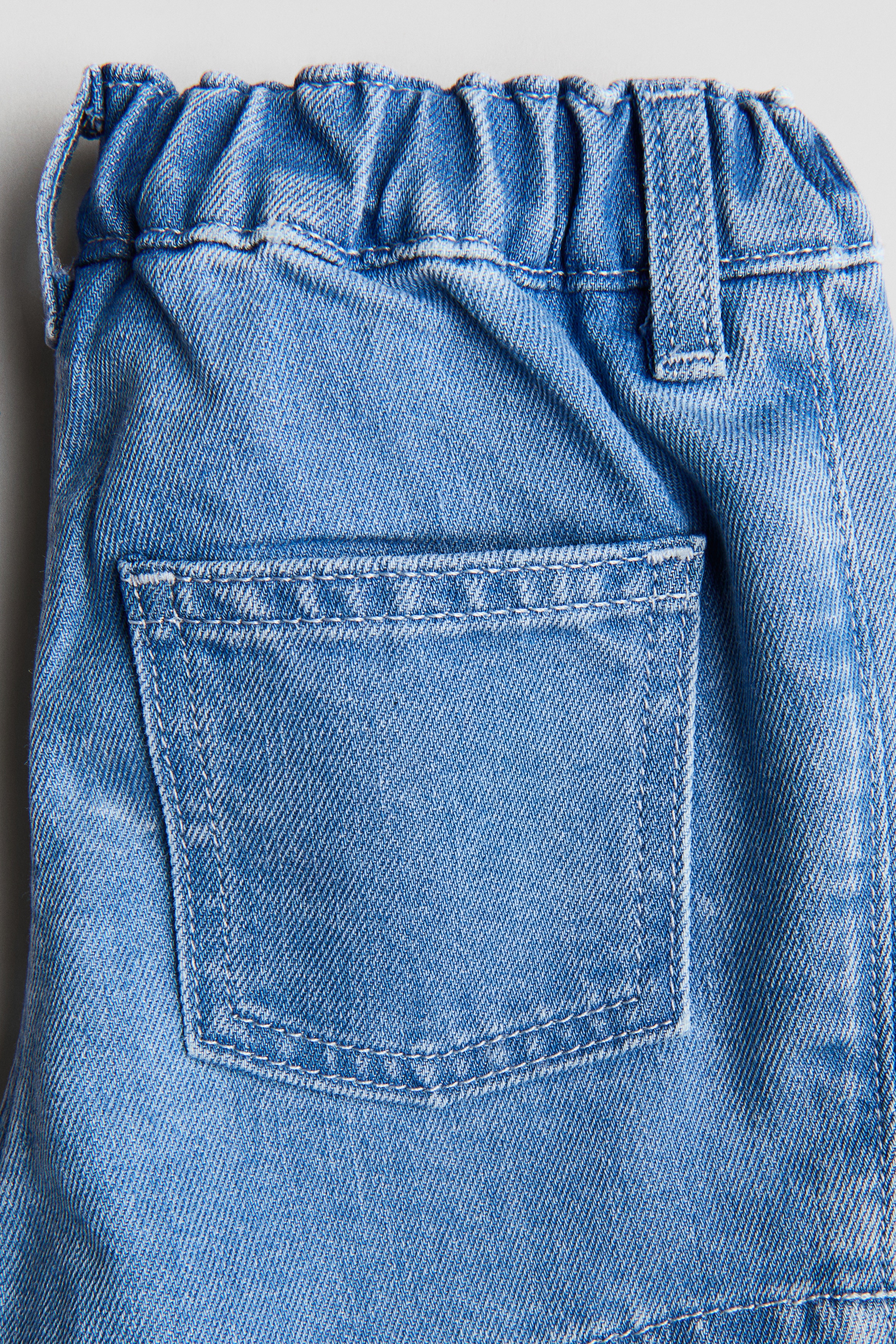 Promoții începând de la 50% | H&M RO