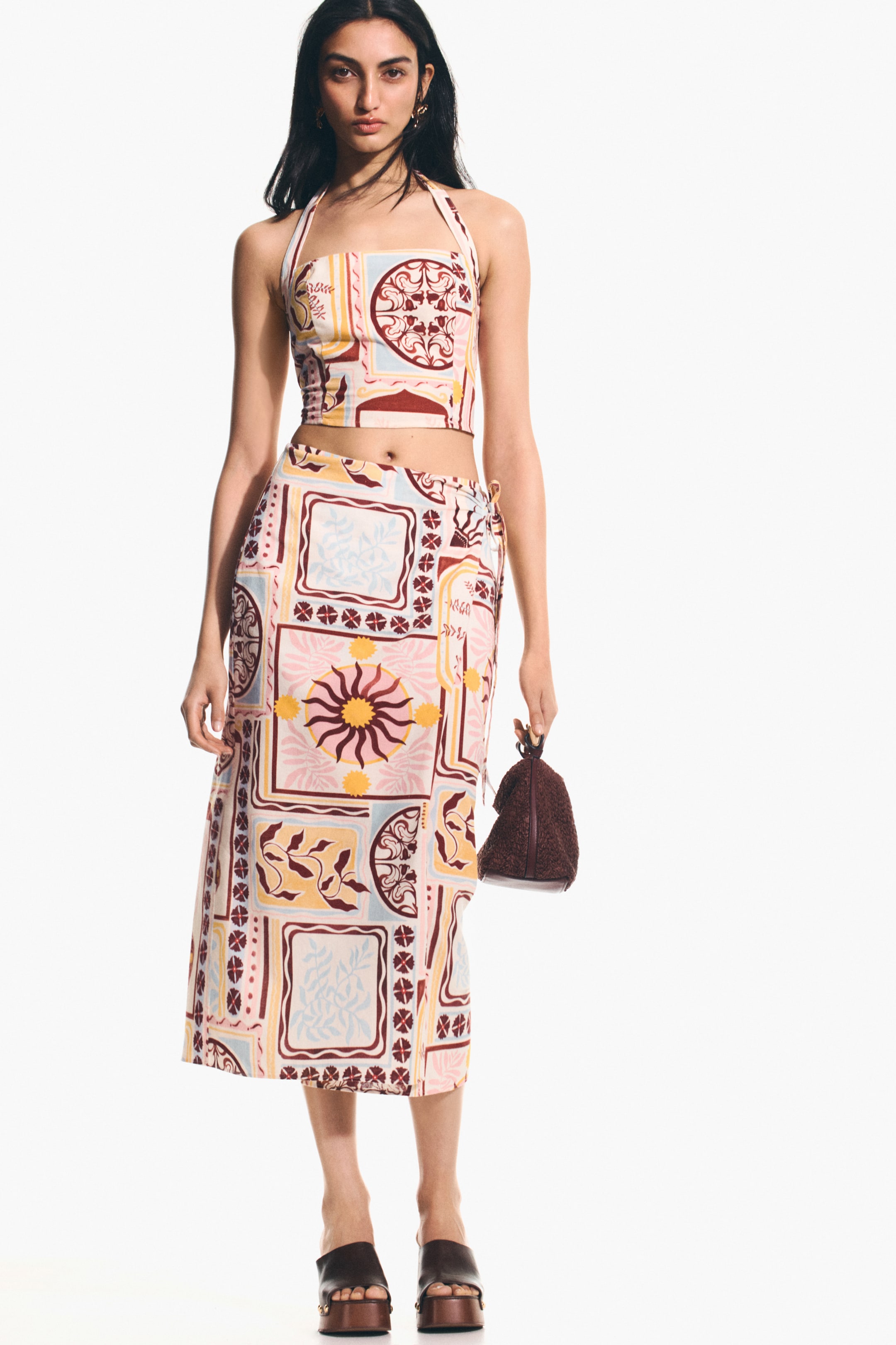 Linen-Blend Halterneck Top