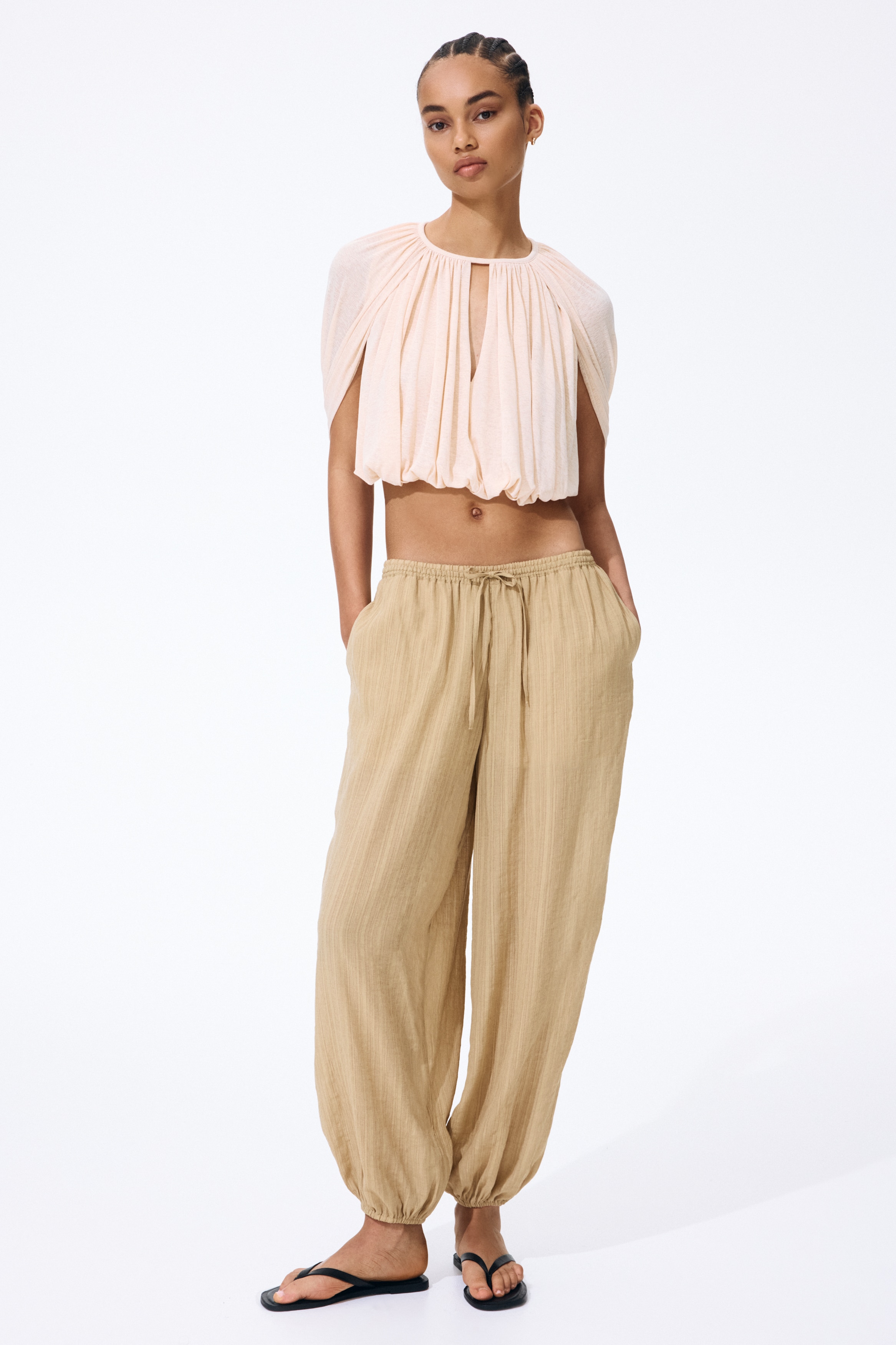 Crinkled Balloon-Leg Pants from H&M - $29.99