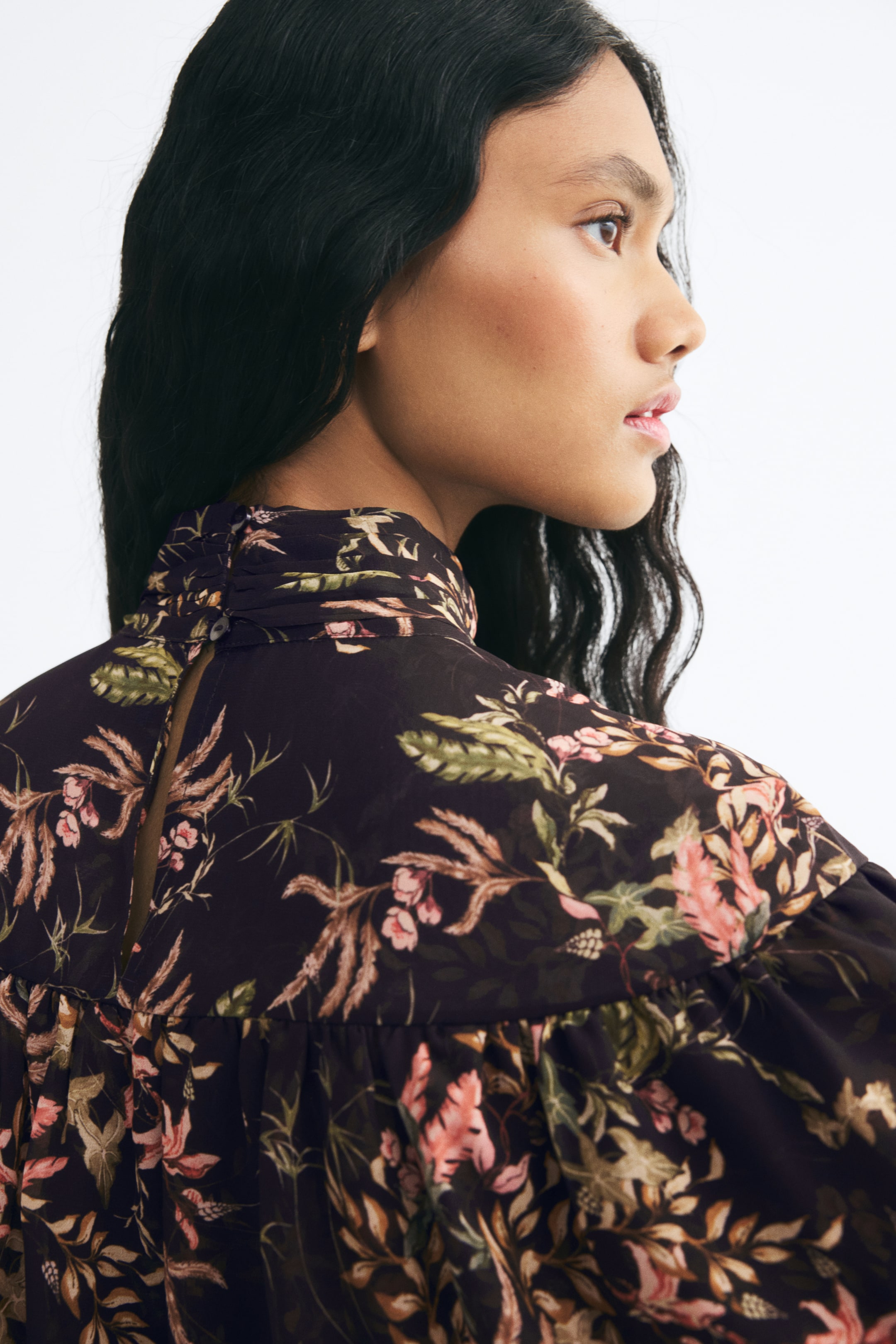 Ruffle-Trimmed Stand-Up Collar Dress