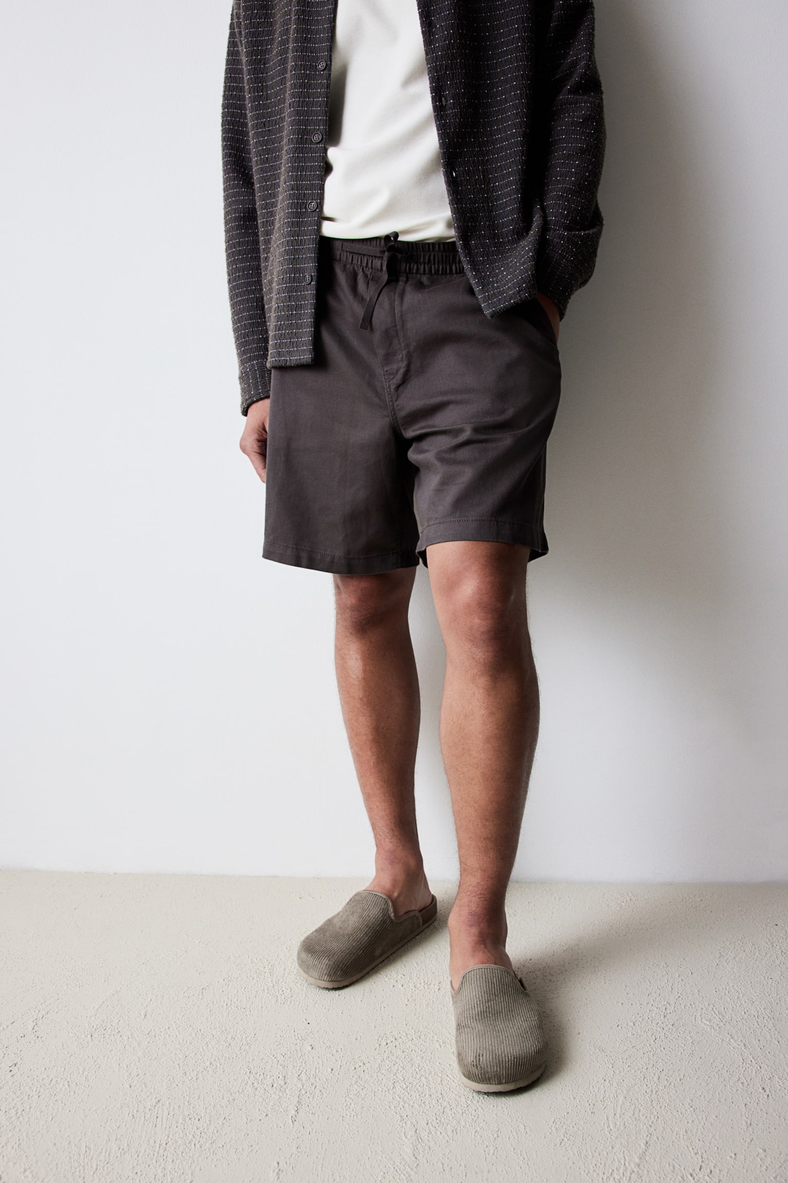 Relaxed Fit Linen-blend shorts - Dark grey/Navy blue/Cream - 4