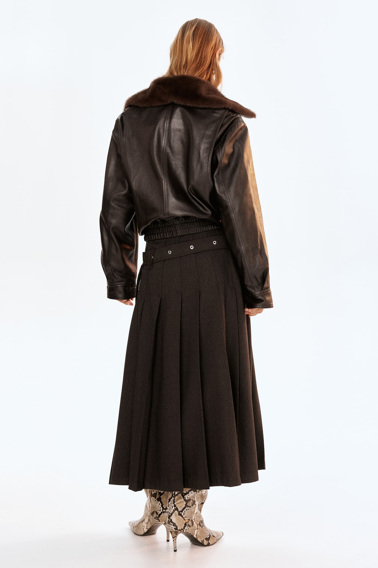 Pleated Skirt with Belt - image 3